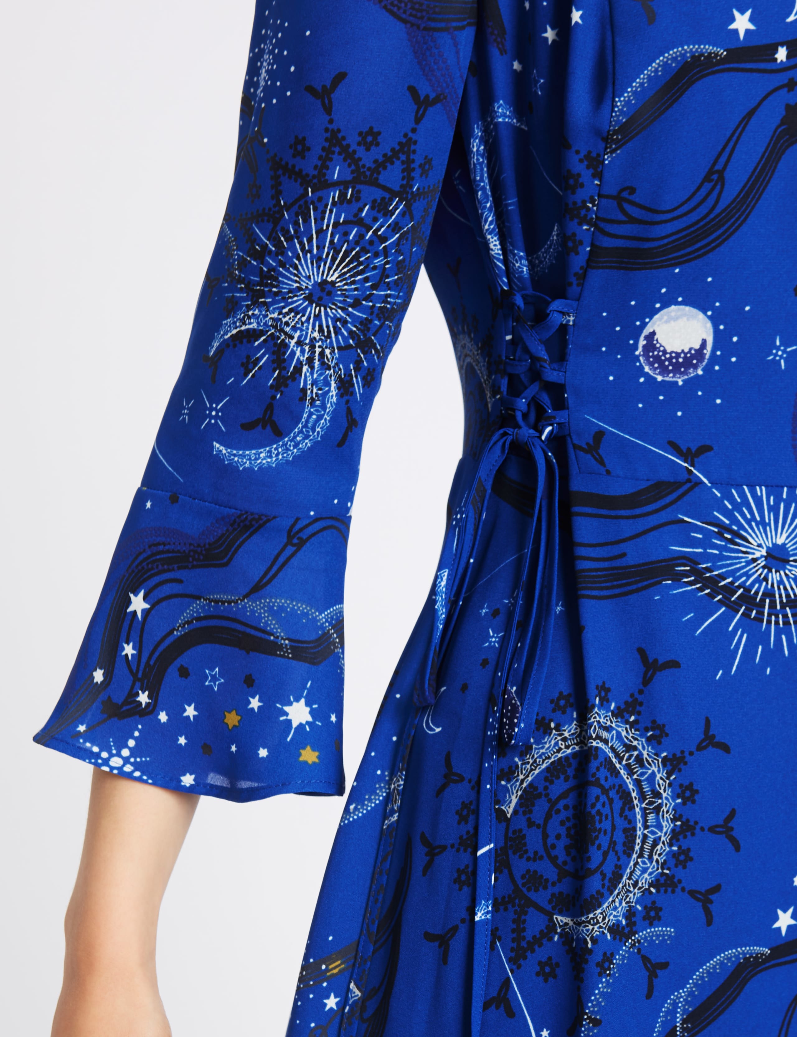 Printed Tie Side Flared Sleeve Midi Dress 5 of 5