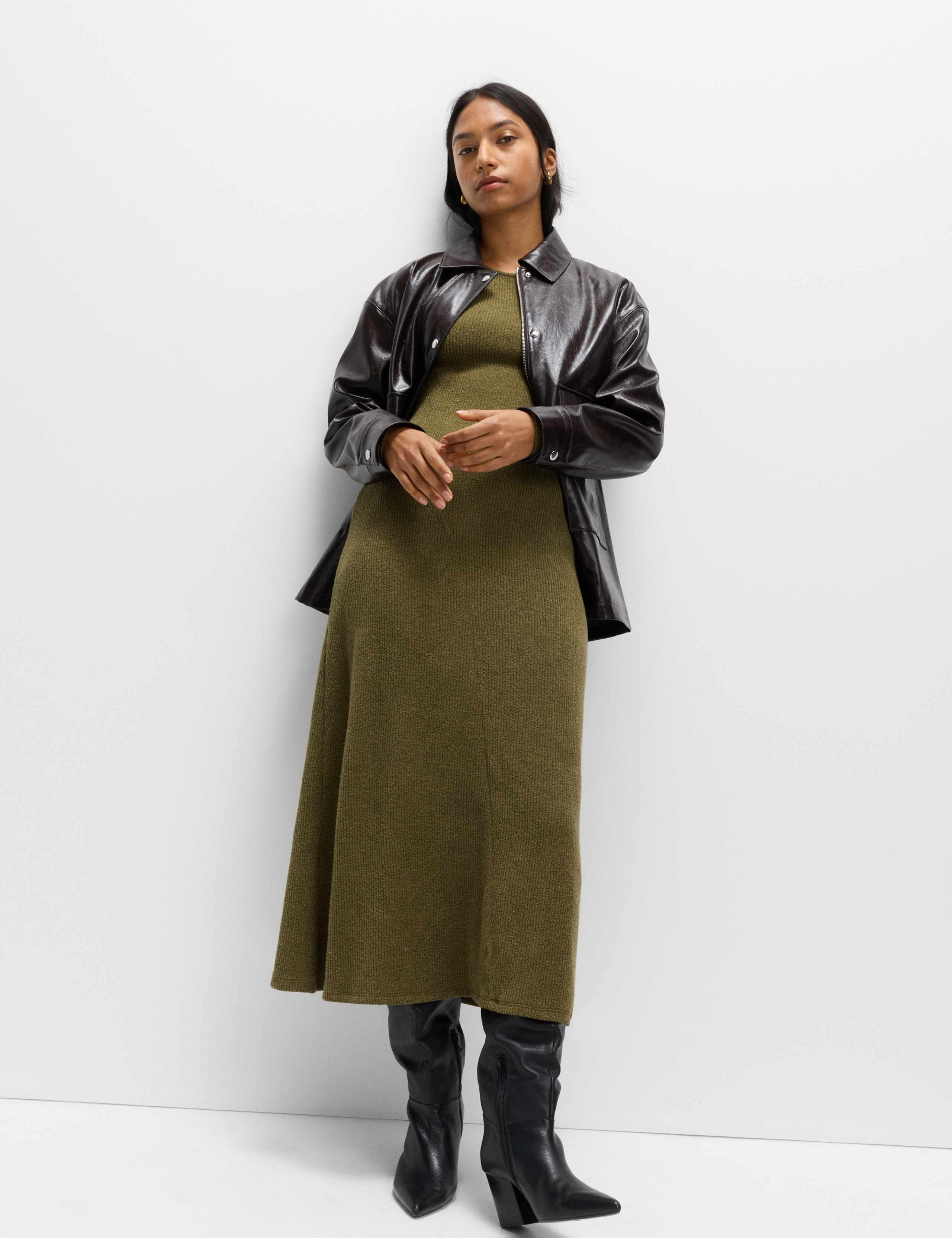 Knitted Crew Neck Midi Column Dress 3 of 5