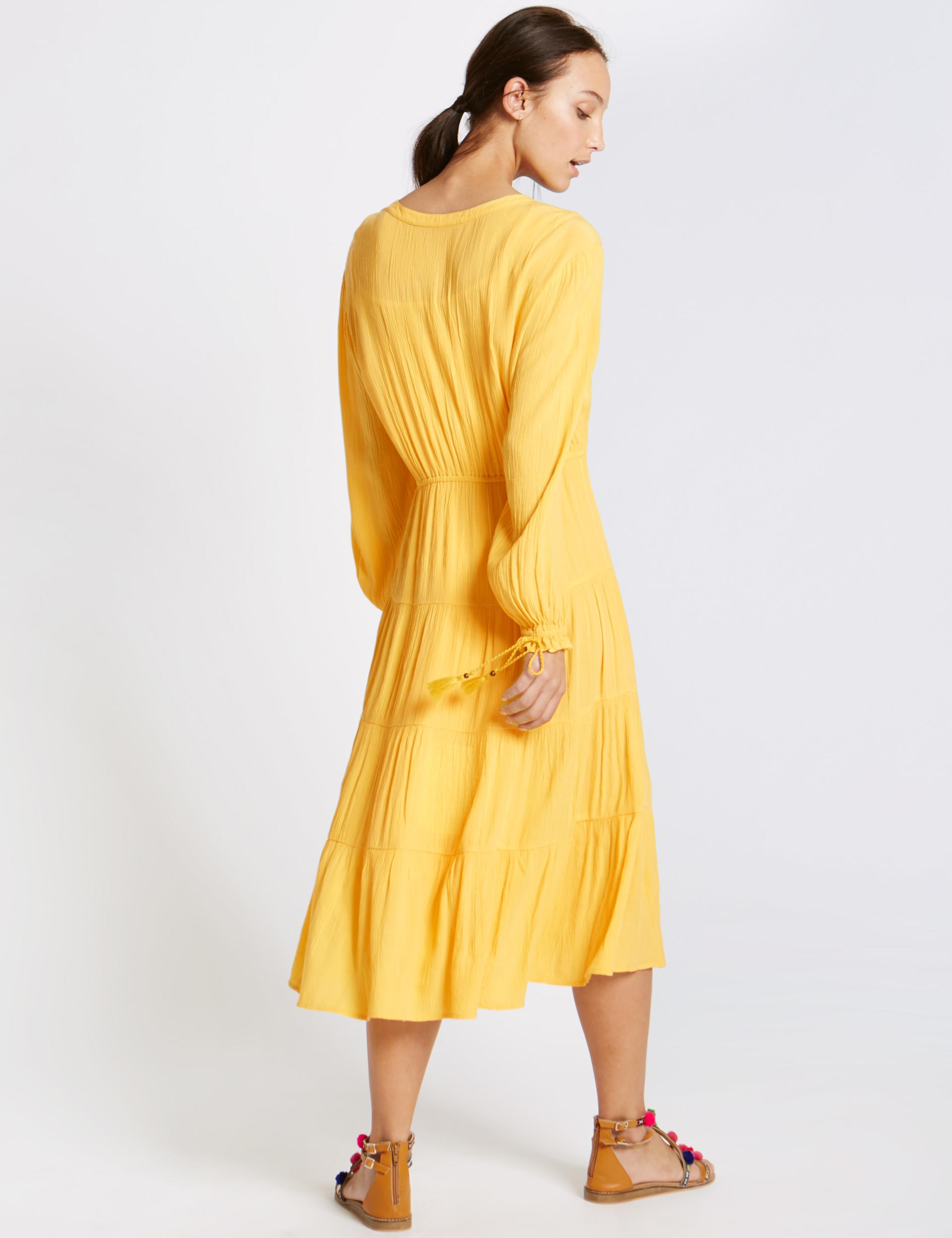 Tiered Cuff Detail Long Sleeve Midi Dress 4 of 5