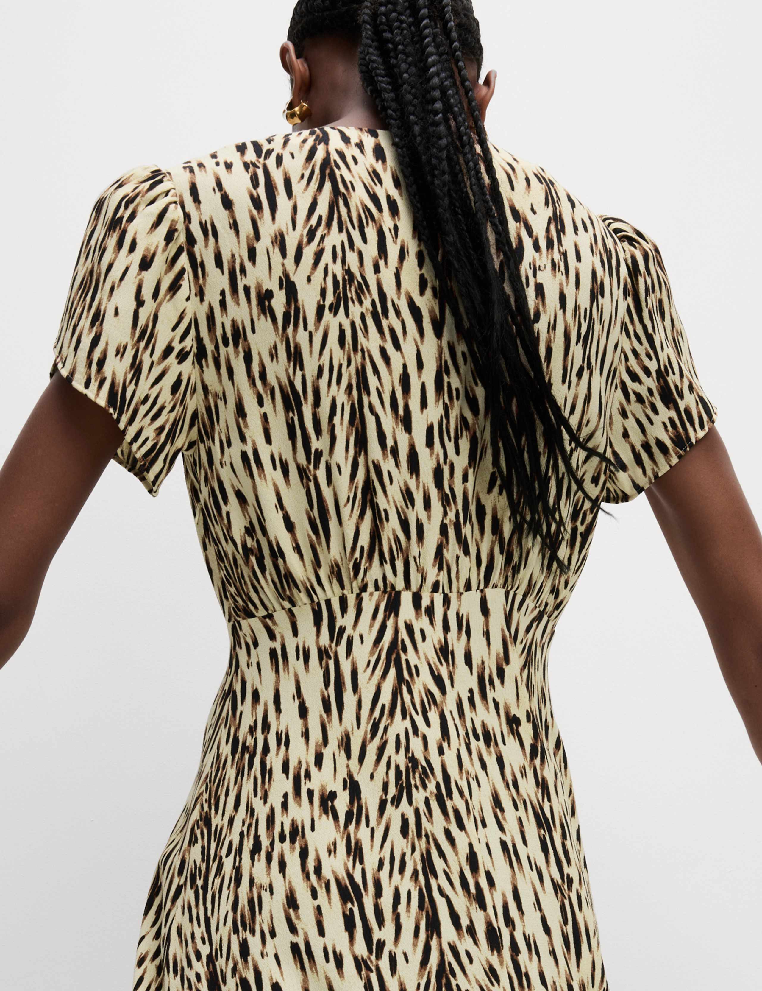 Printed Midaxi Tea Dress 4 of 5