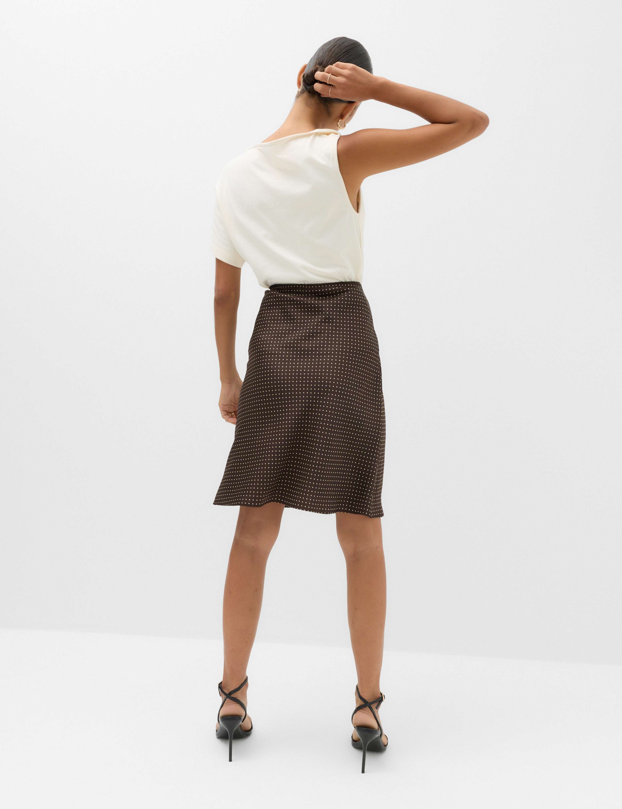 Regular Fit Polka Dot Knee Length Skirt 4 of 5