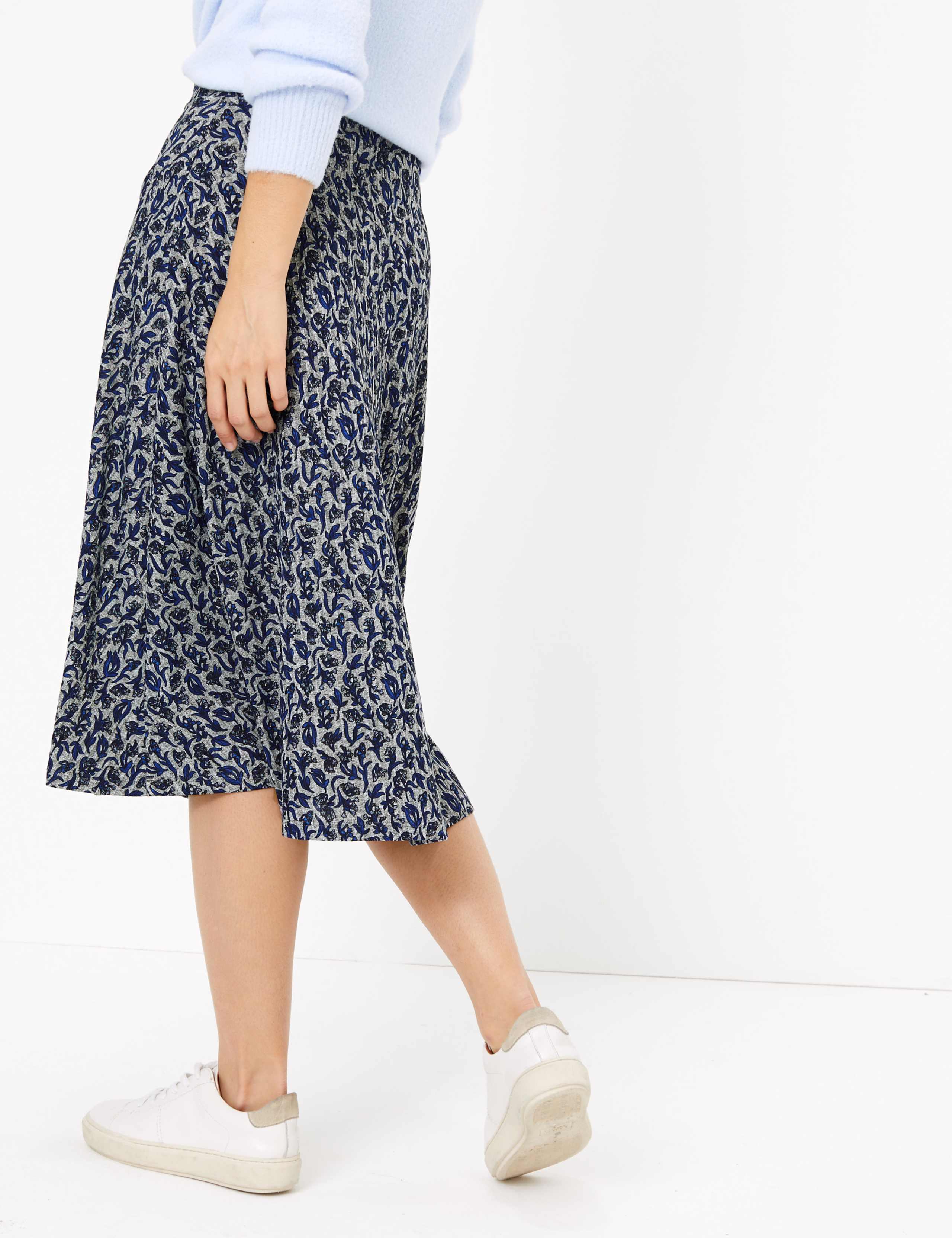 Jersey Floral Circle Midi Fit & Flare Skirt 4 of 4