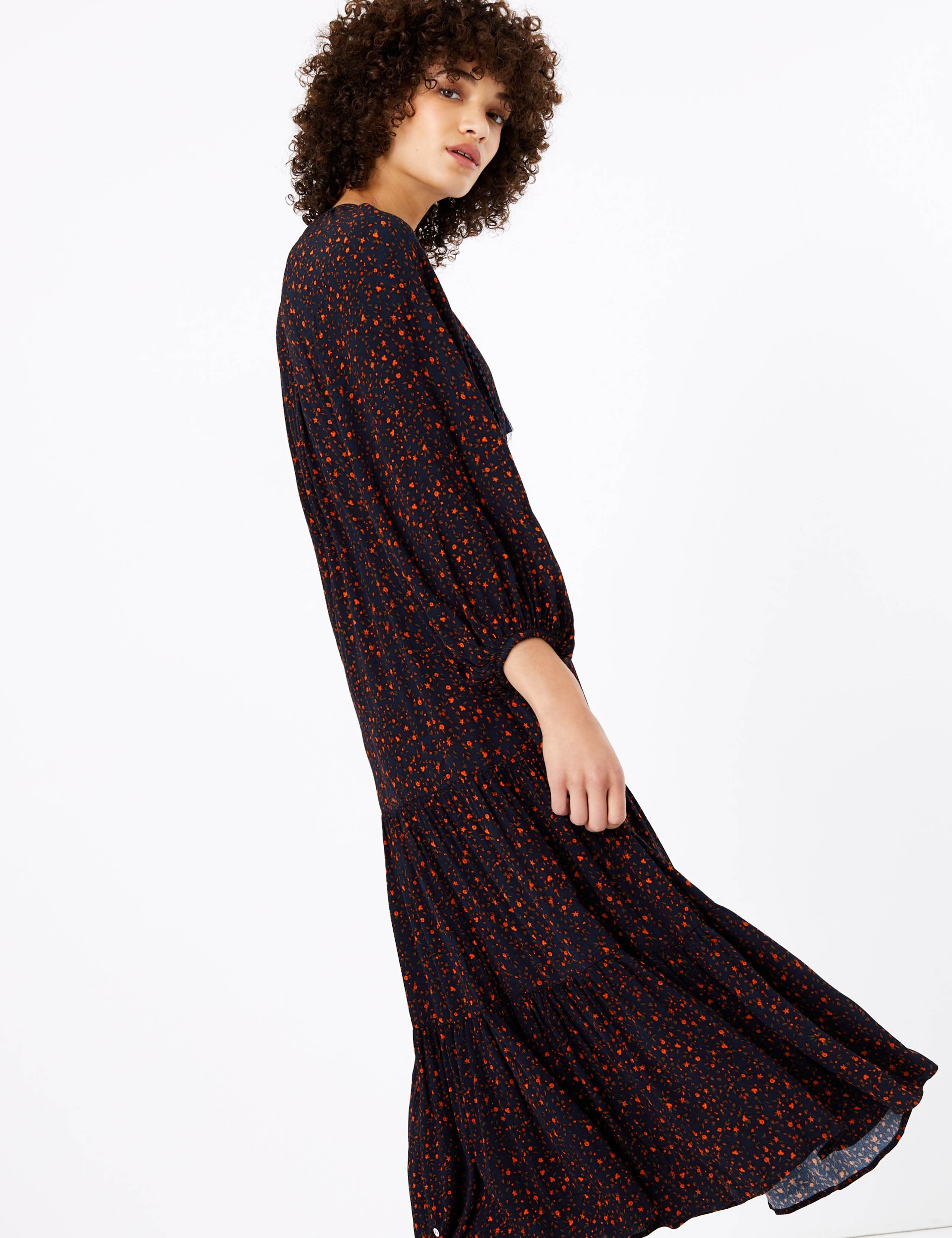 Ditsy Print Relaxed Midi Dress 4 of 5