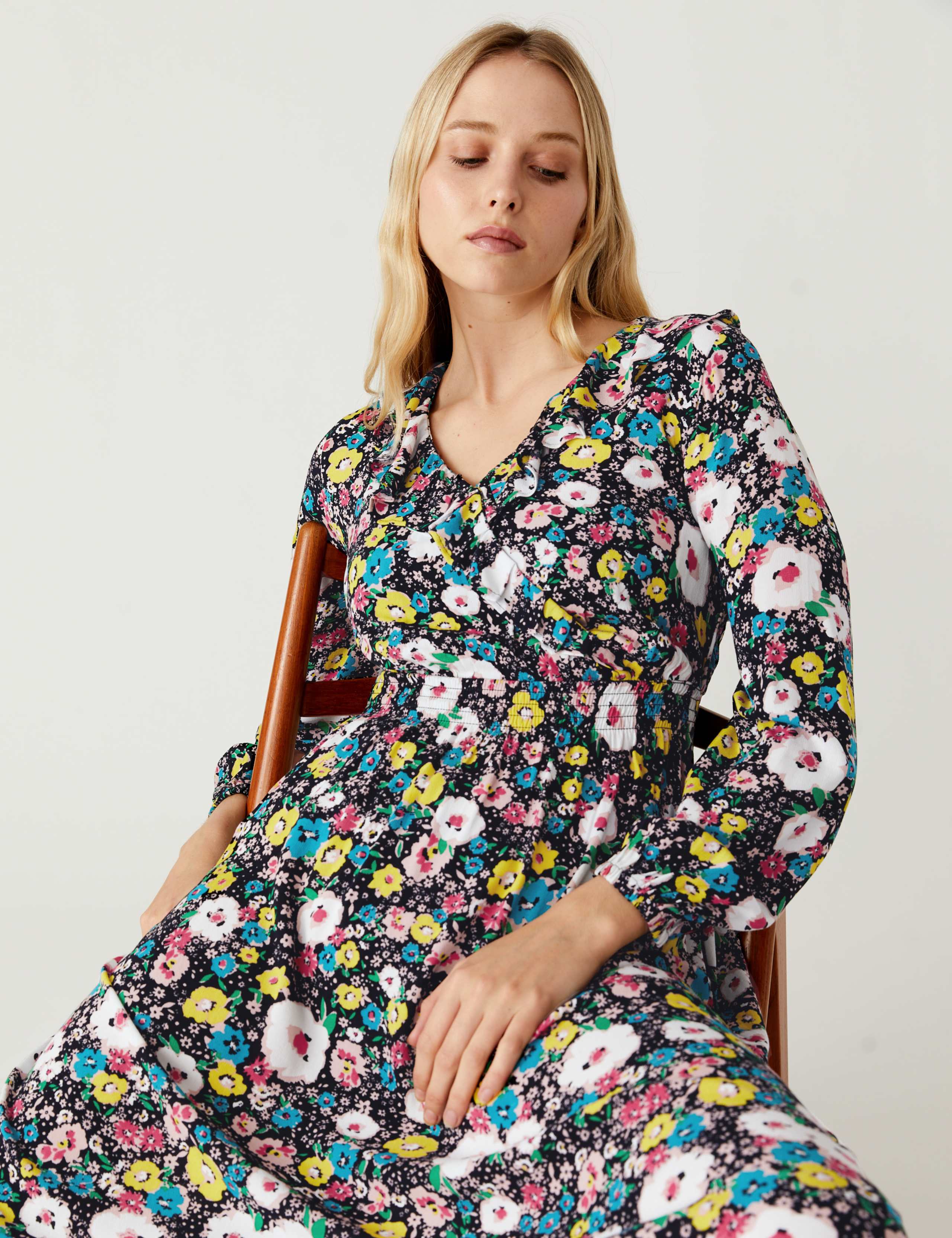 Ditsy Floral V-Neck Midi Waisted Dress 7 of 7