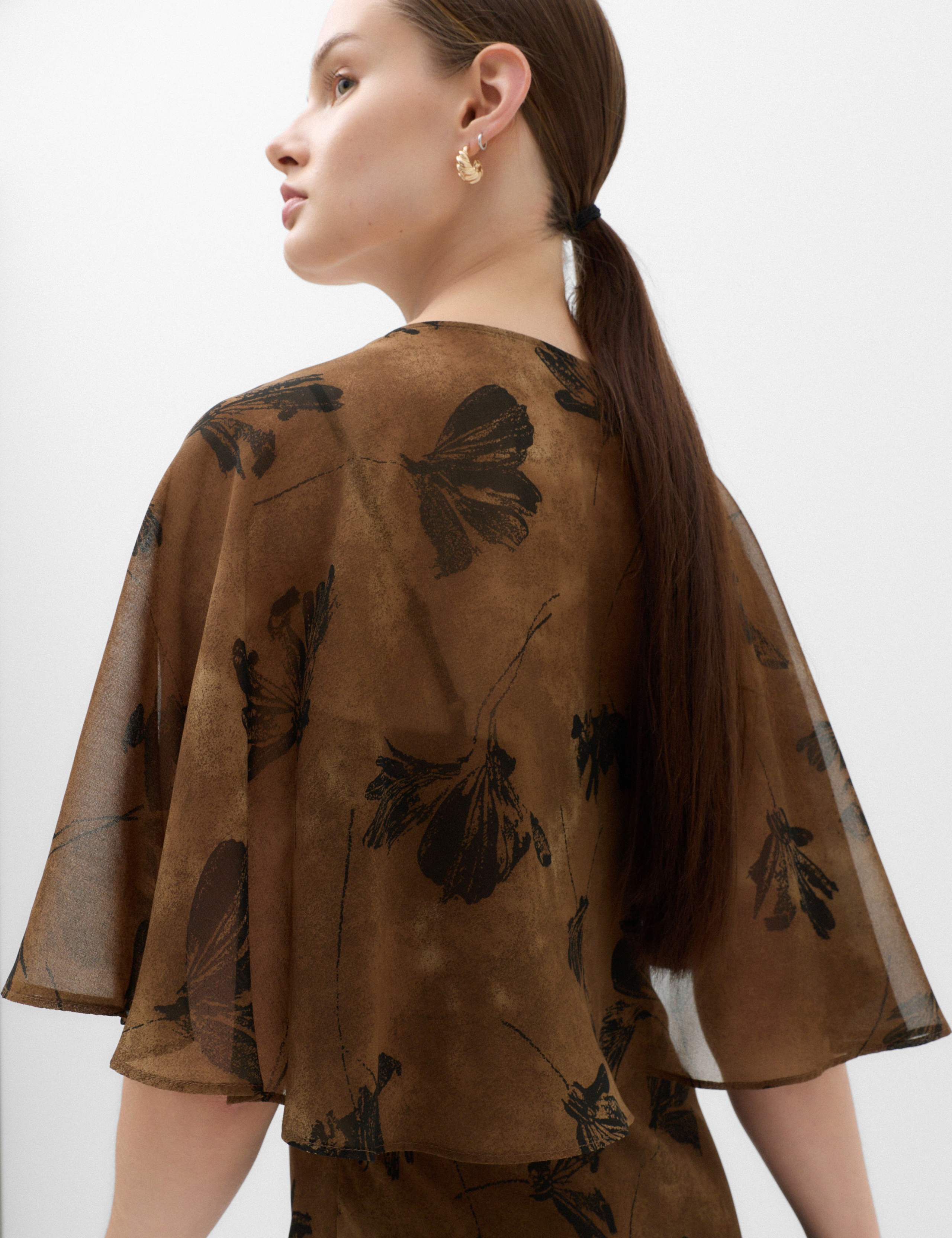 Floral Cape V-Neck Maxi Tea Dress 3 of 6