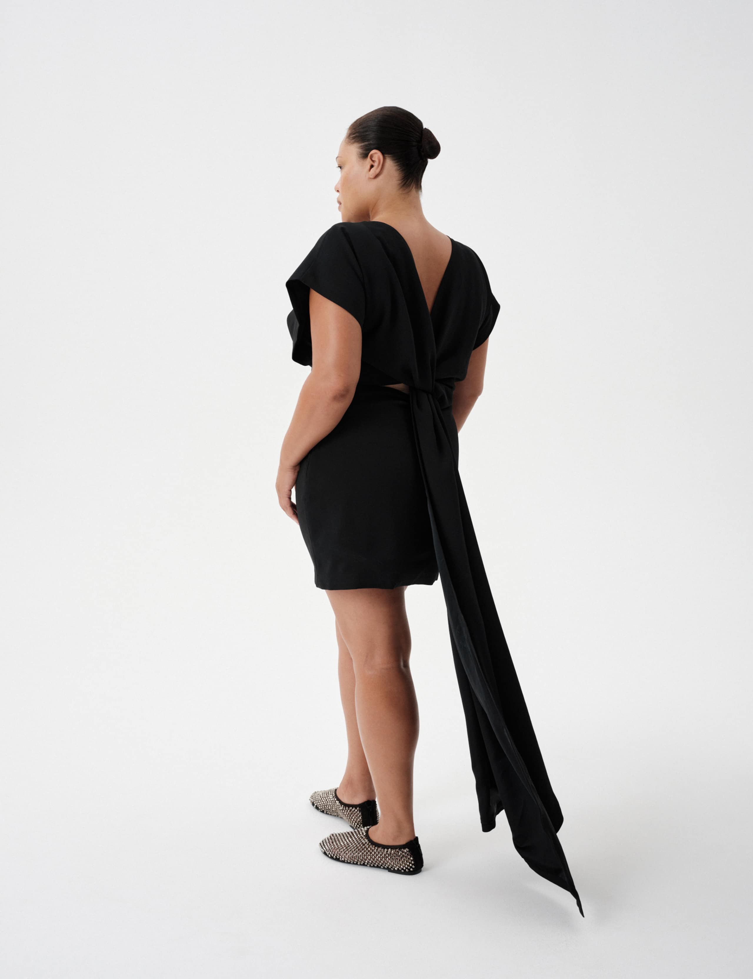 Satin V-Neck Trail Midi Shift Dress 7 of 7