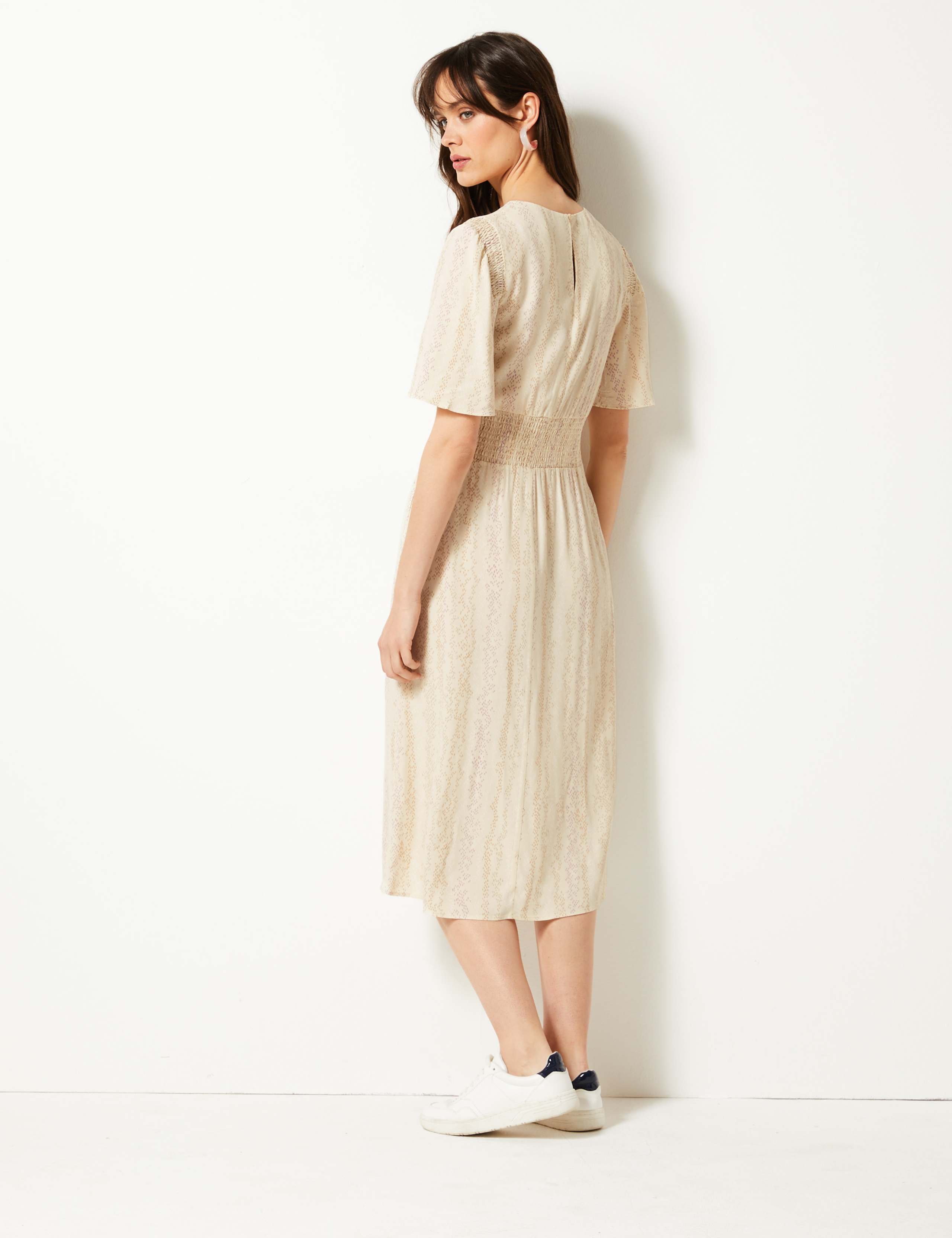 Shirred Shoulder Waisted Midi Dress 4 of 4