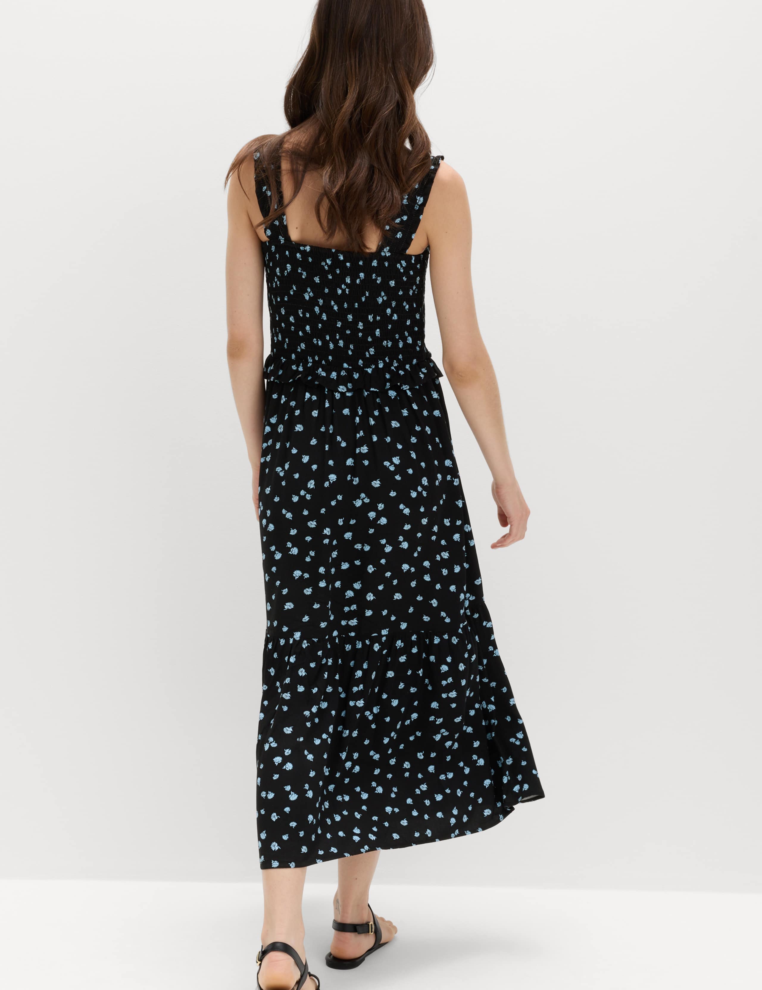 Printed Square Neck Midi Waisted Dress 3 of 6