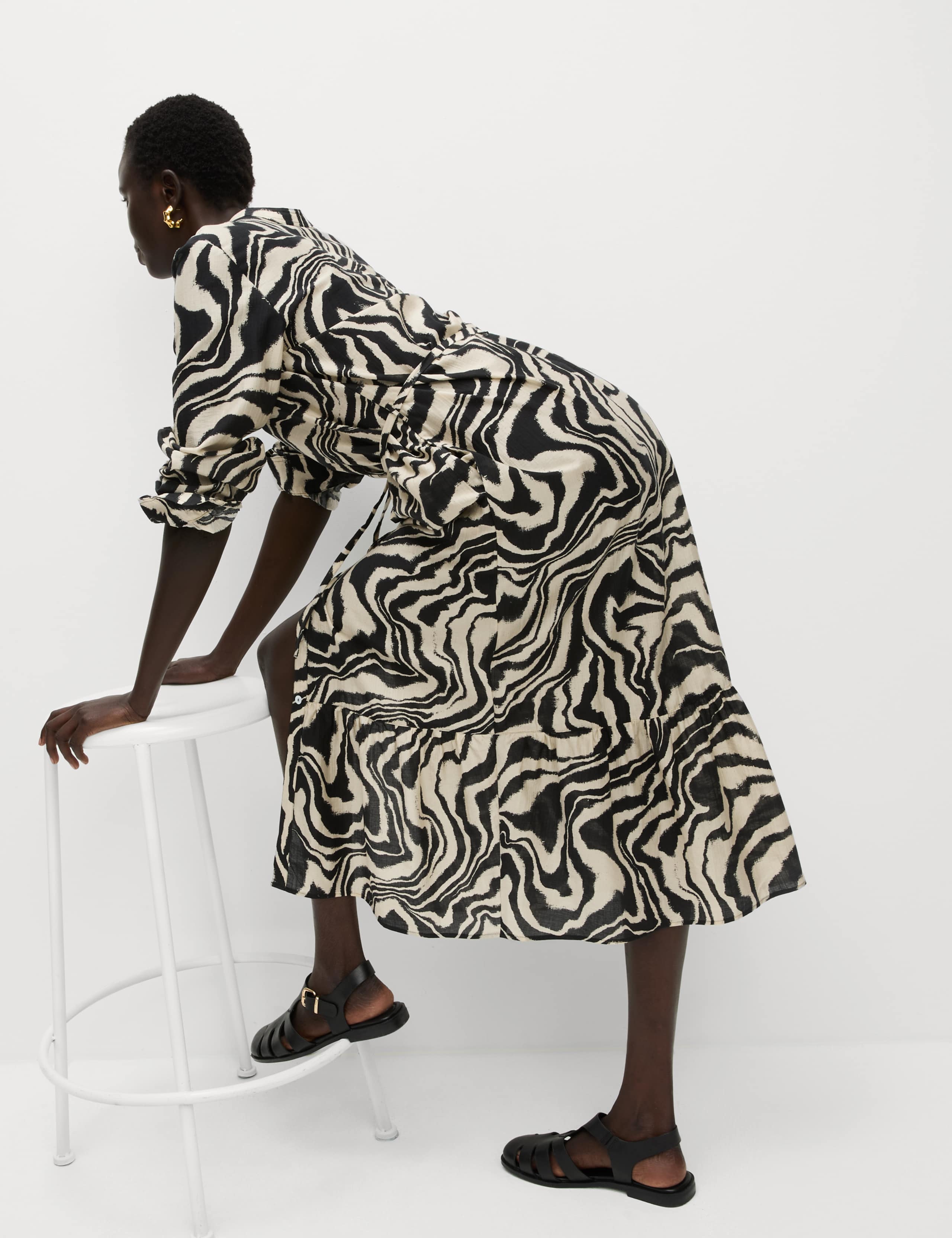 Lyocell Rich Printed Midi Relaxed Dress 5 of 7