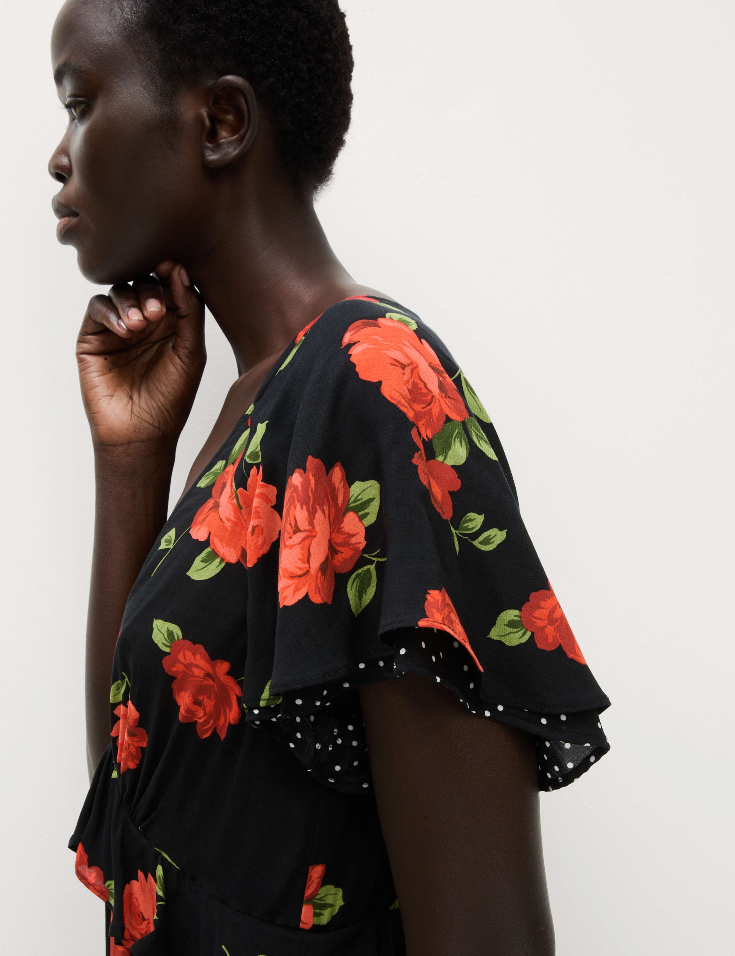 Floral Print Pleat Detail Midi Tea Dress 3 of 5