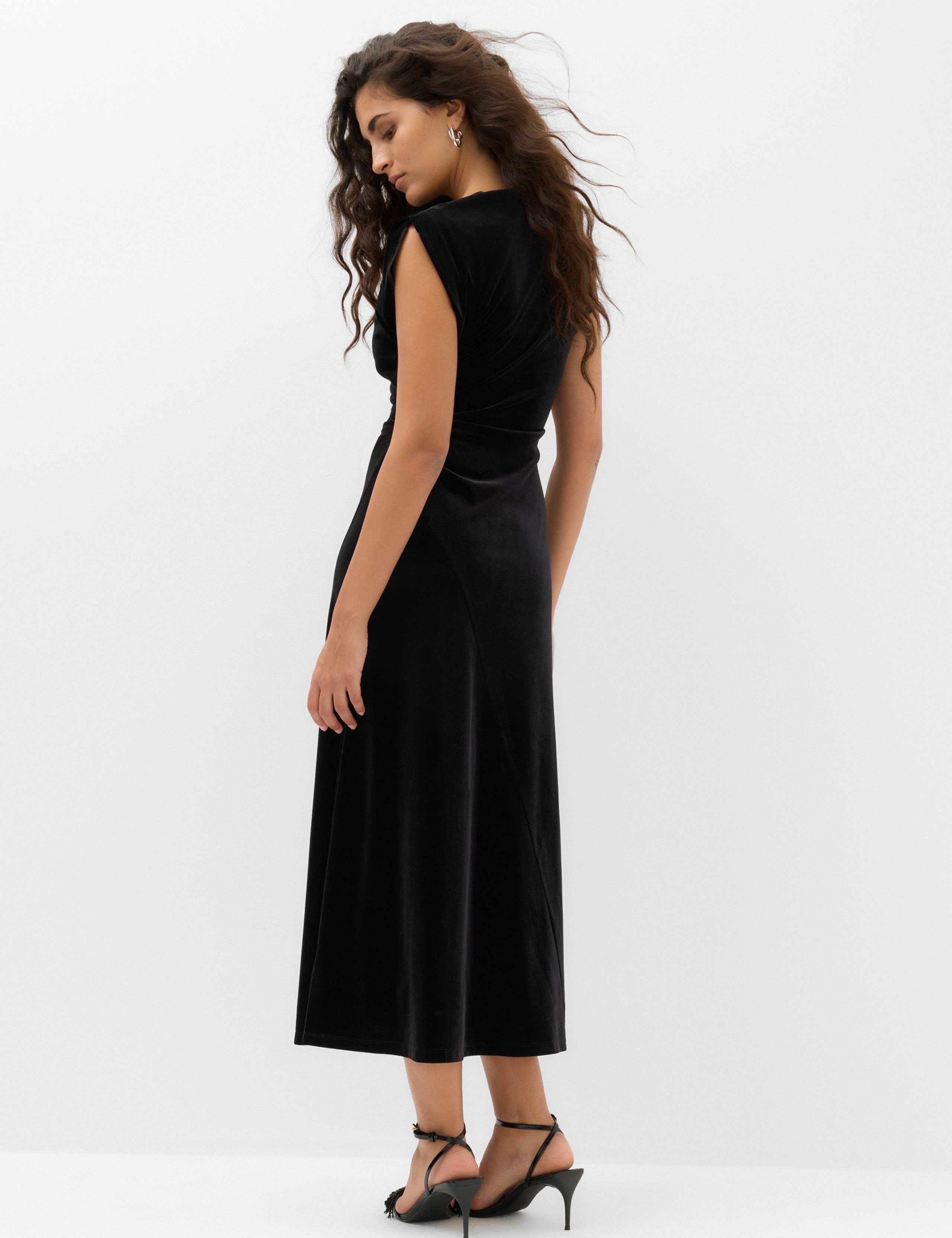 Velvet One Shoulder Midi Column Dress 4 of 6