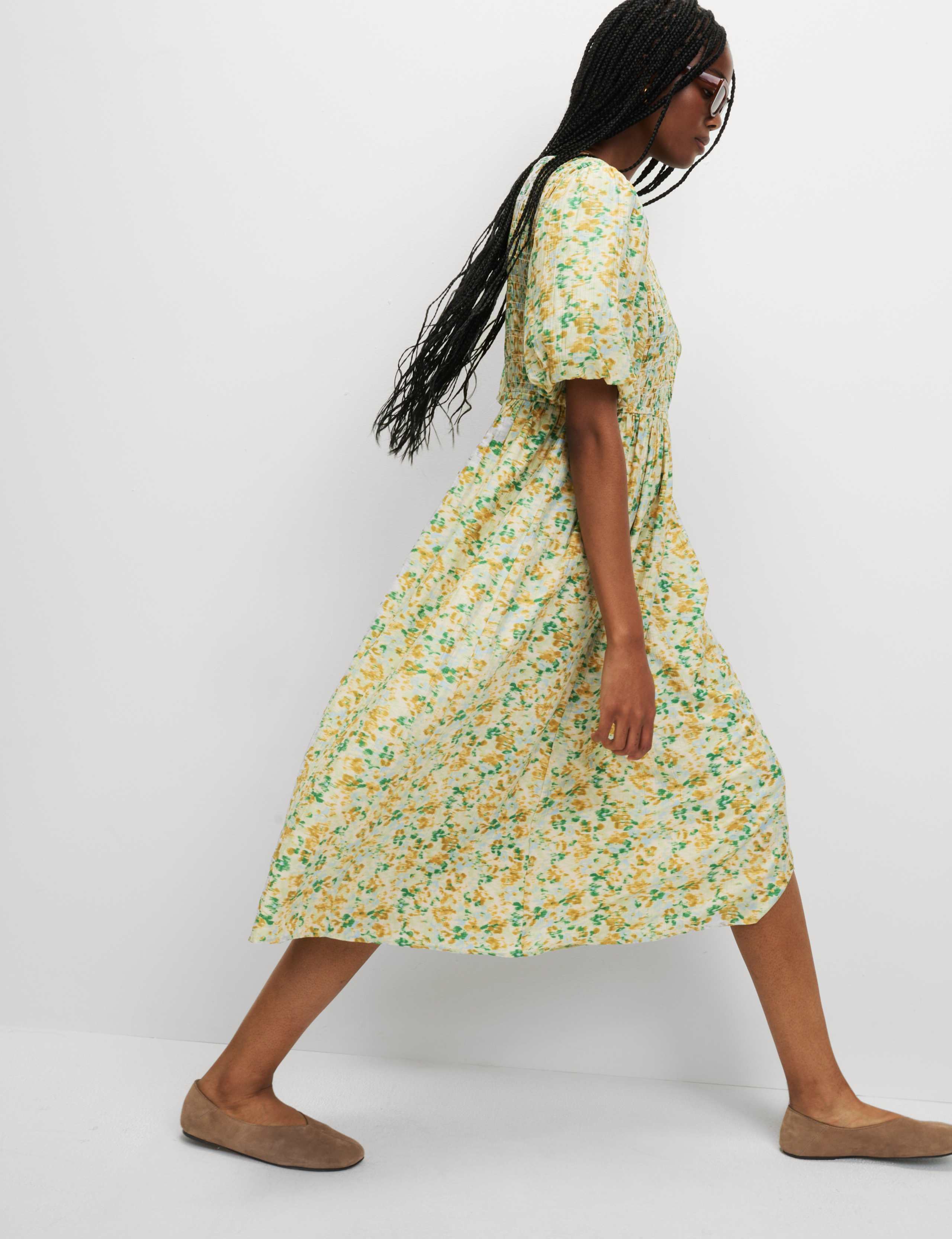 Printed Shirred Midi Waisted Dress 5 of 5