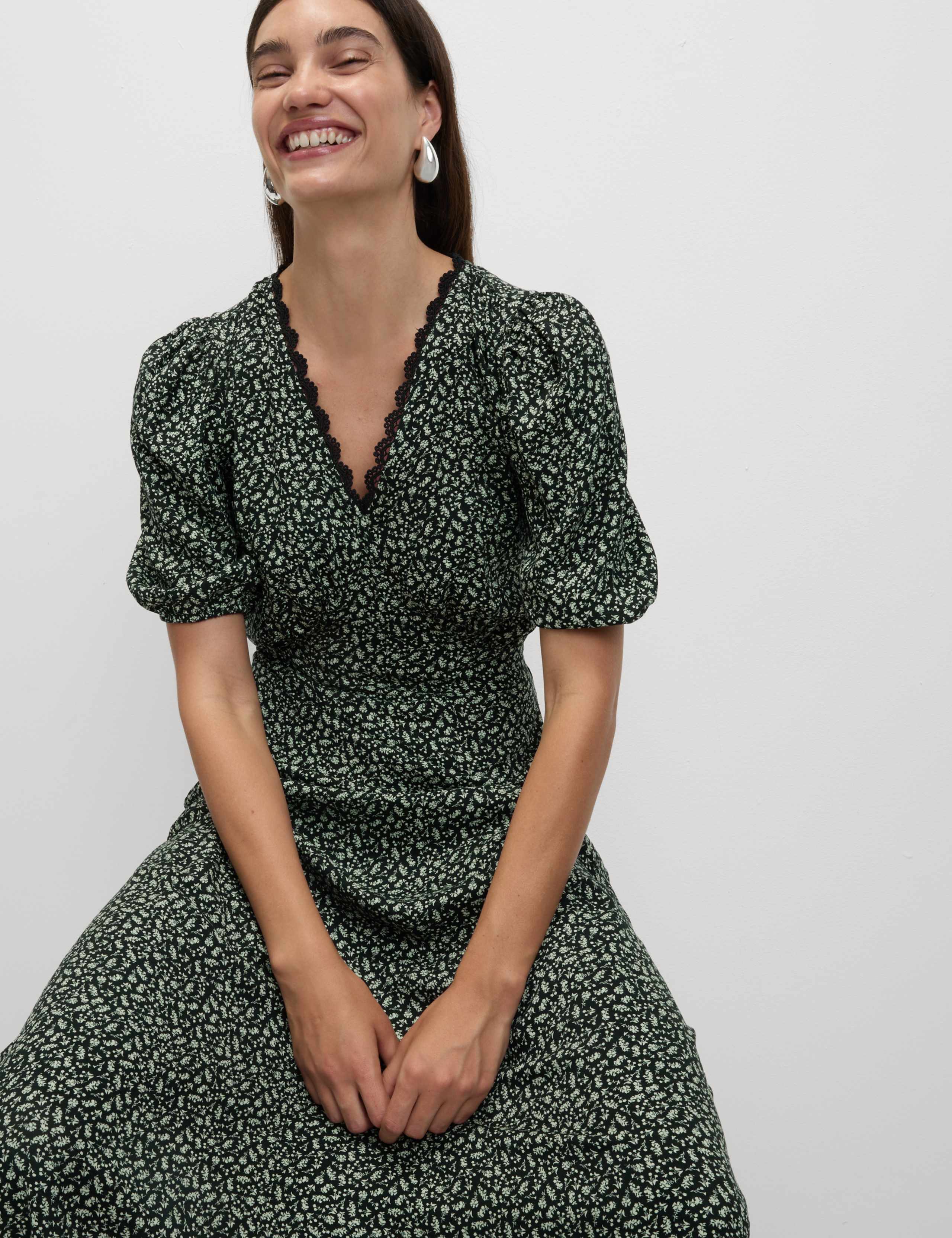 Printed V-Neck Midi Tea Dress 5 of 6