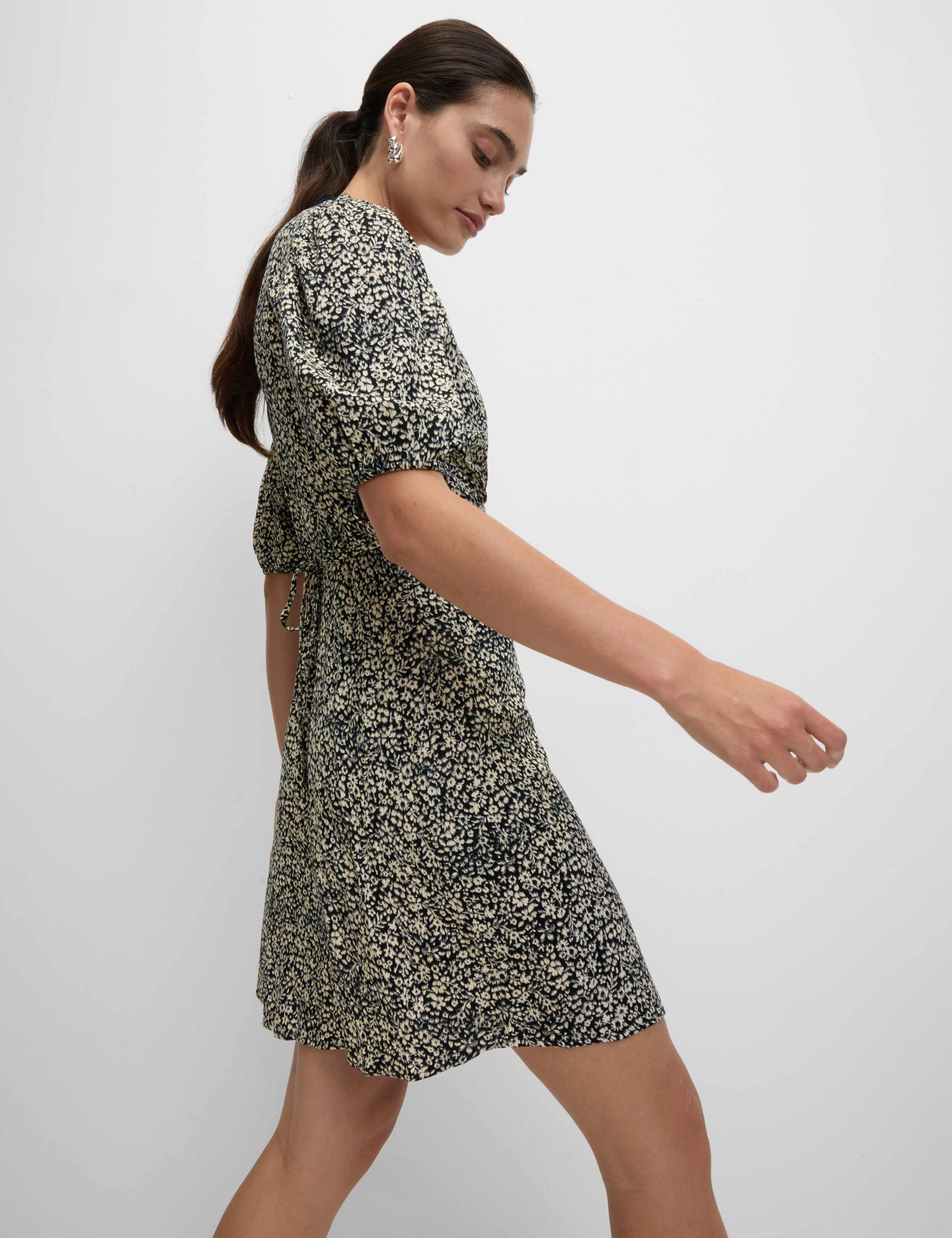 Printed V-Neck Tie Waist Mini Tea Dress 5 of 5