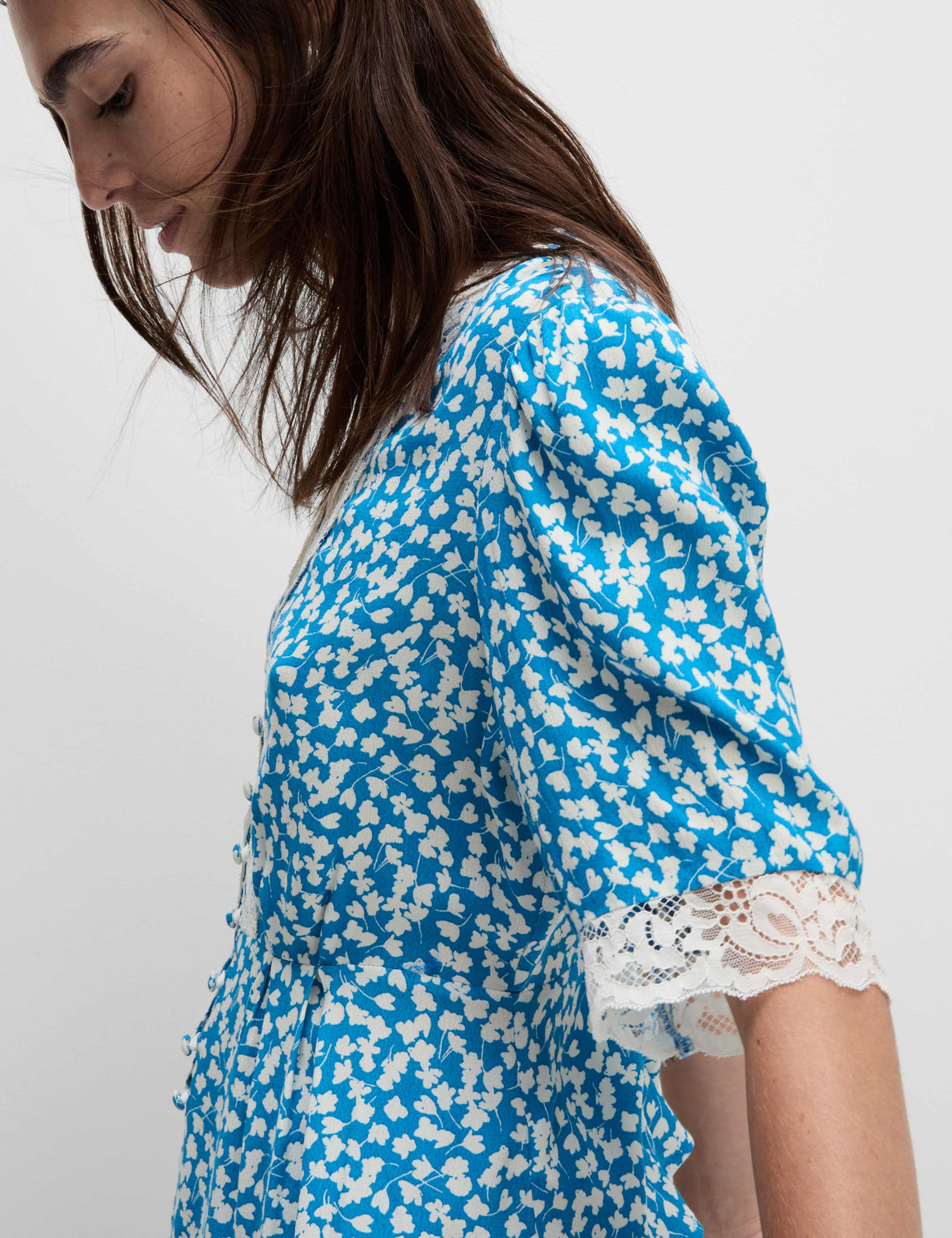Floral Lace Detail V-Neck Blouse 5 of 5