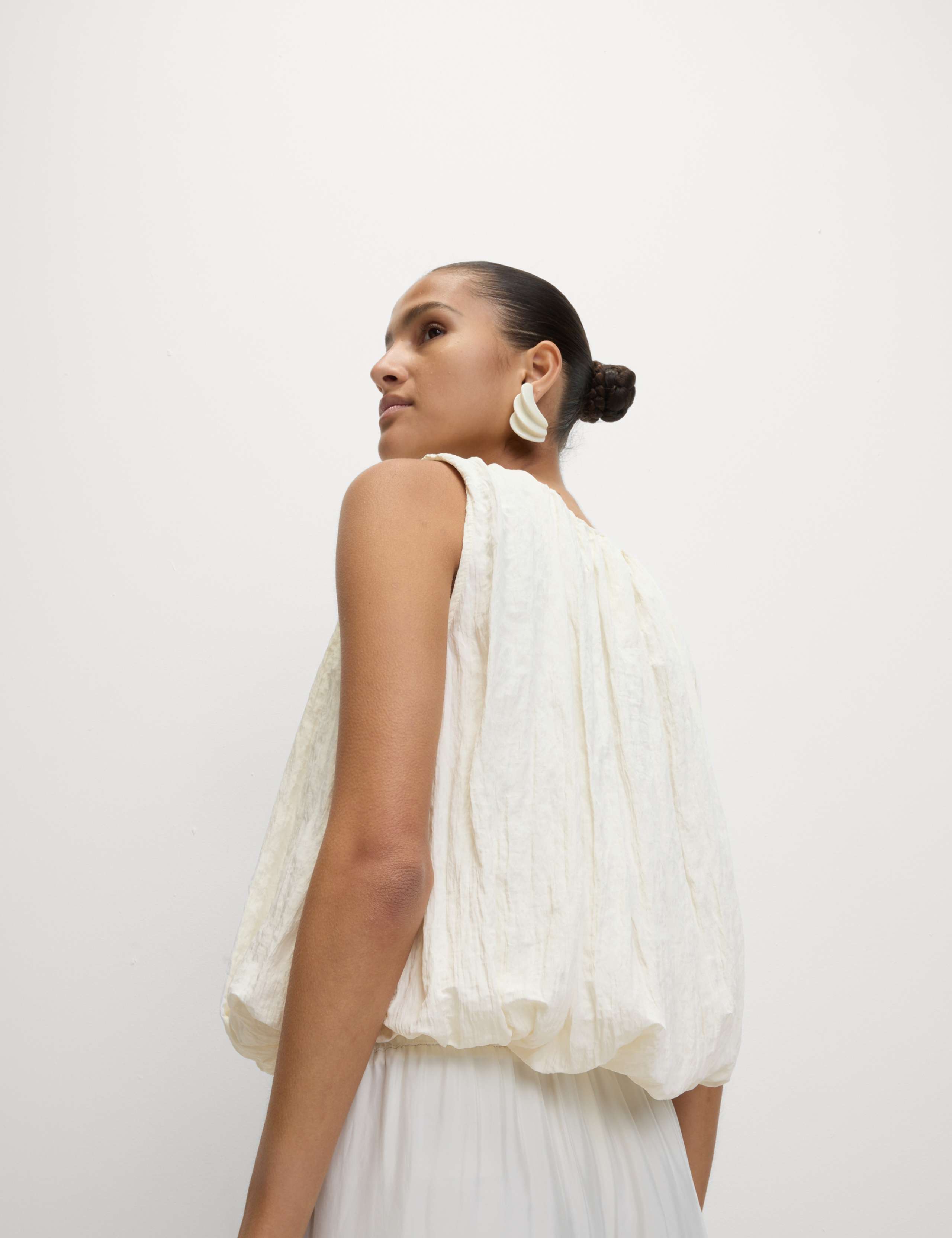 Bubble Hem Crinkle Tank Top 6 of 6