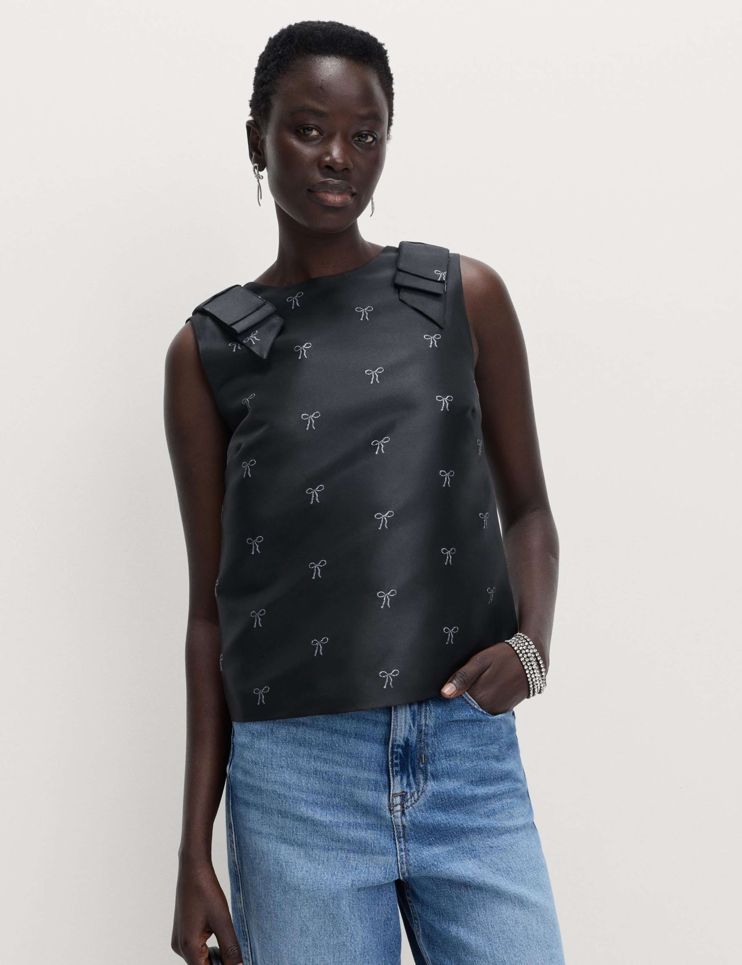 Jacquard Bow Top 2 of 4