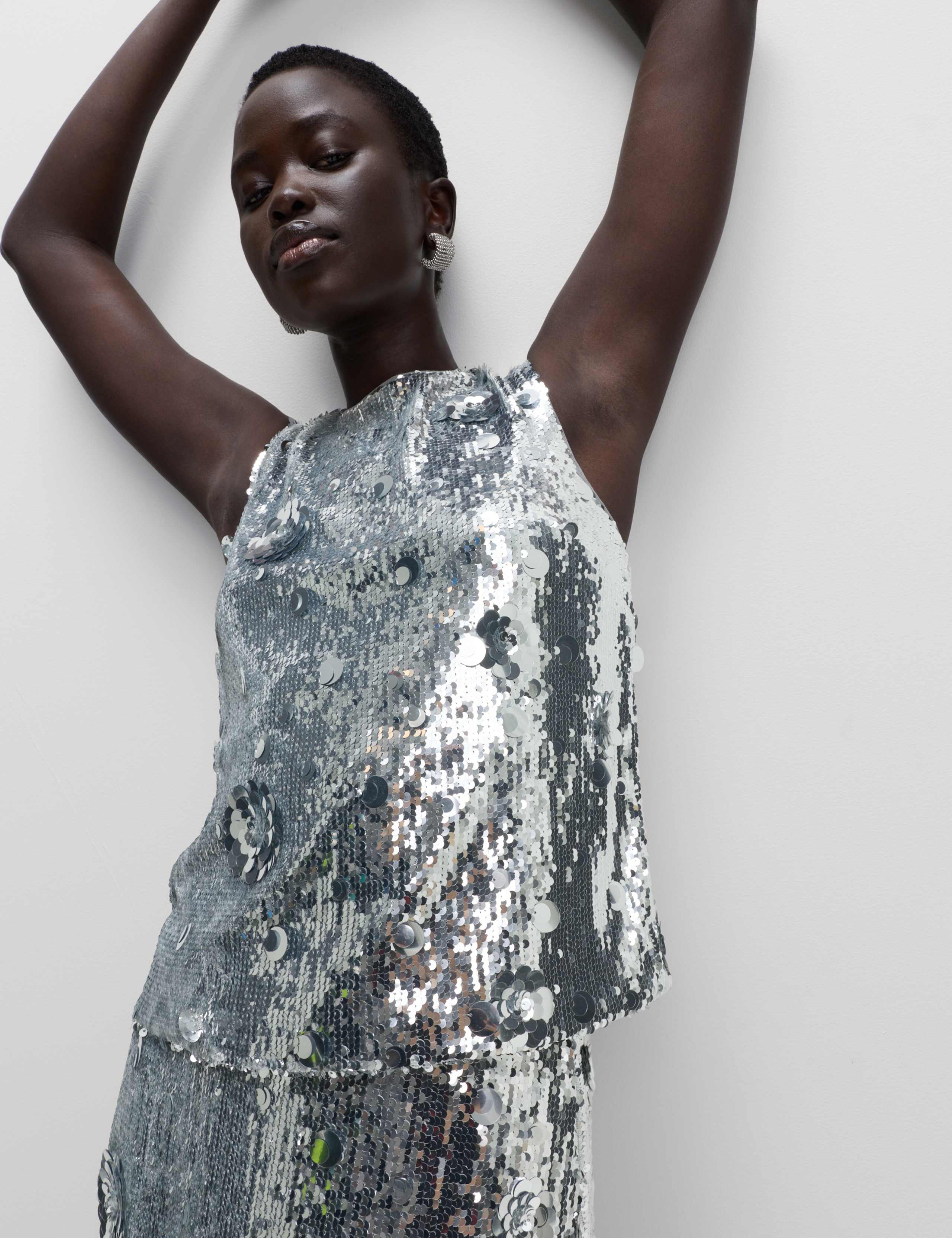 Sequin Floral Shell Top 6 of 6