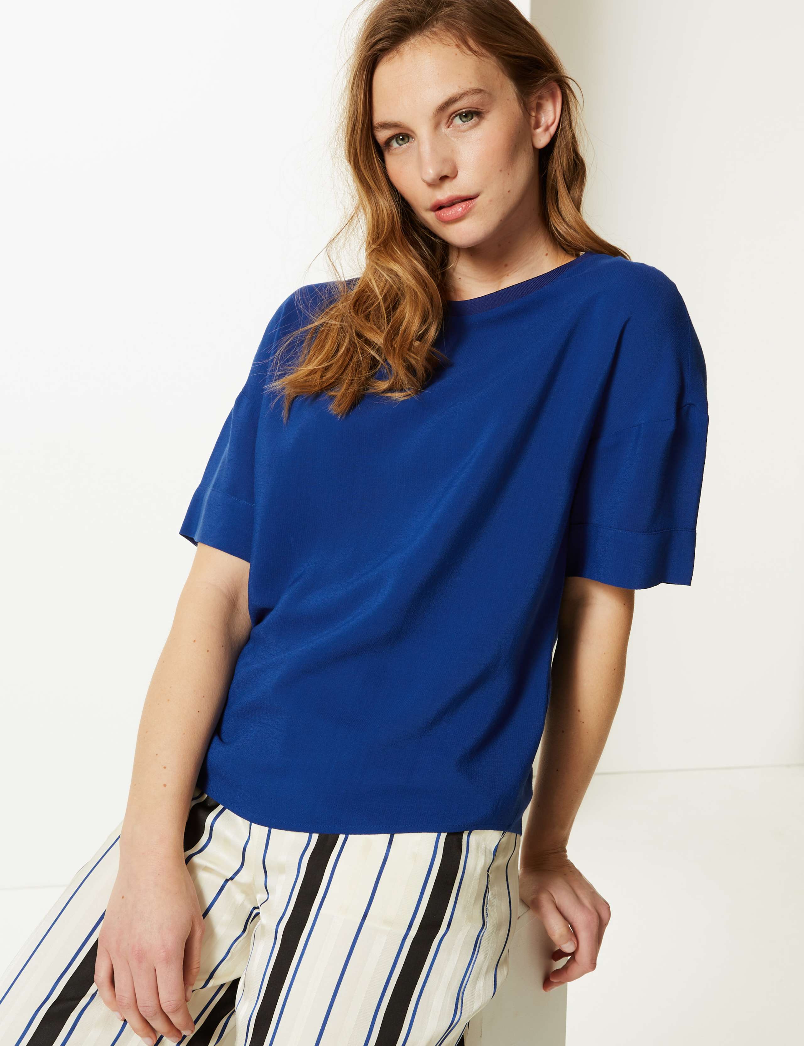 Round Neck Short Sleeve Shell Top 1 of 4