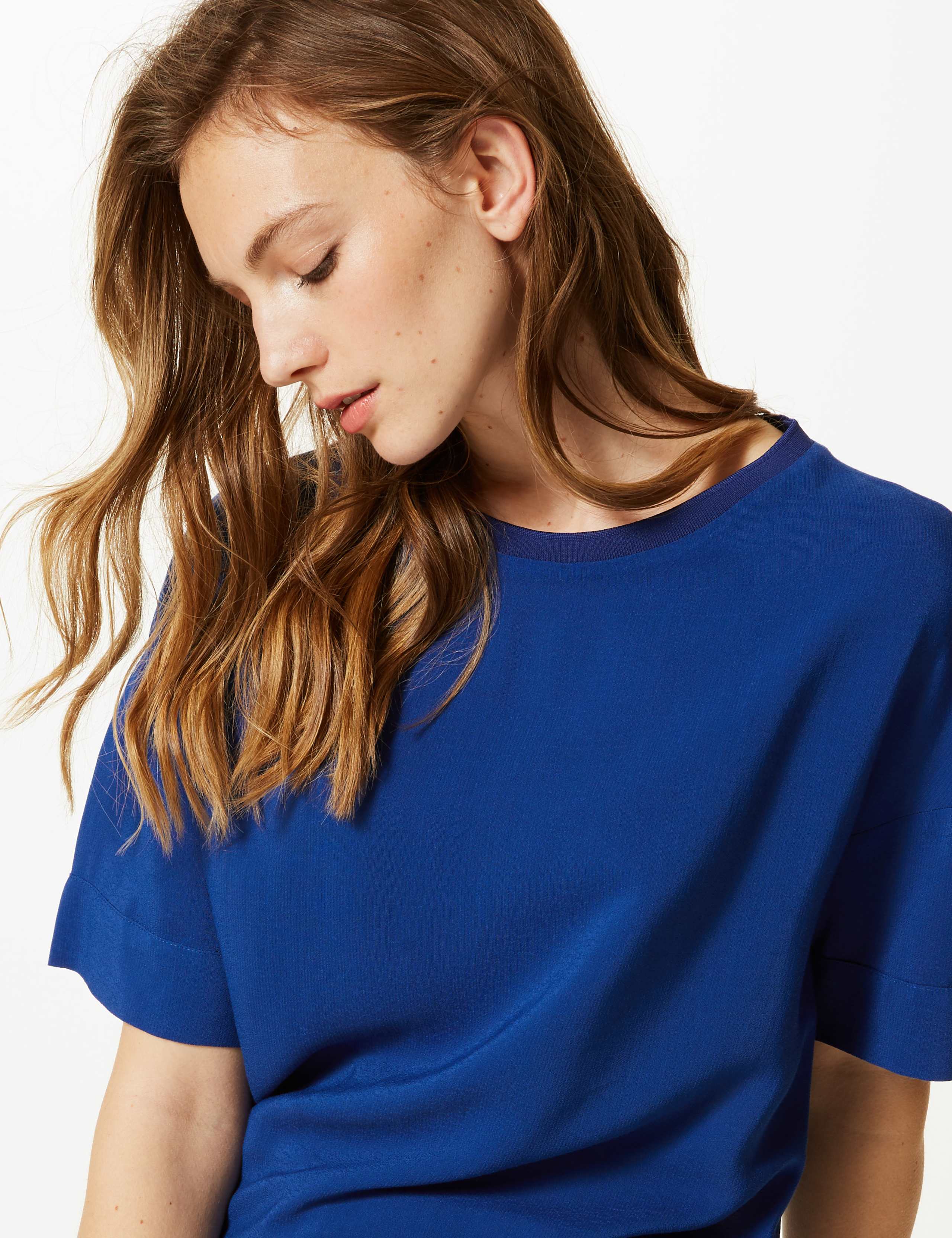 Round Neck Short Sleeve Shell Top 3 of 4