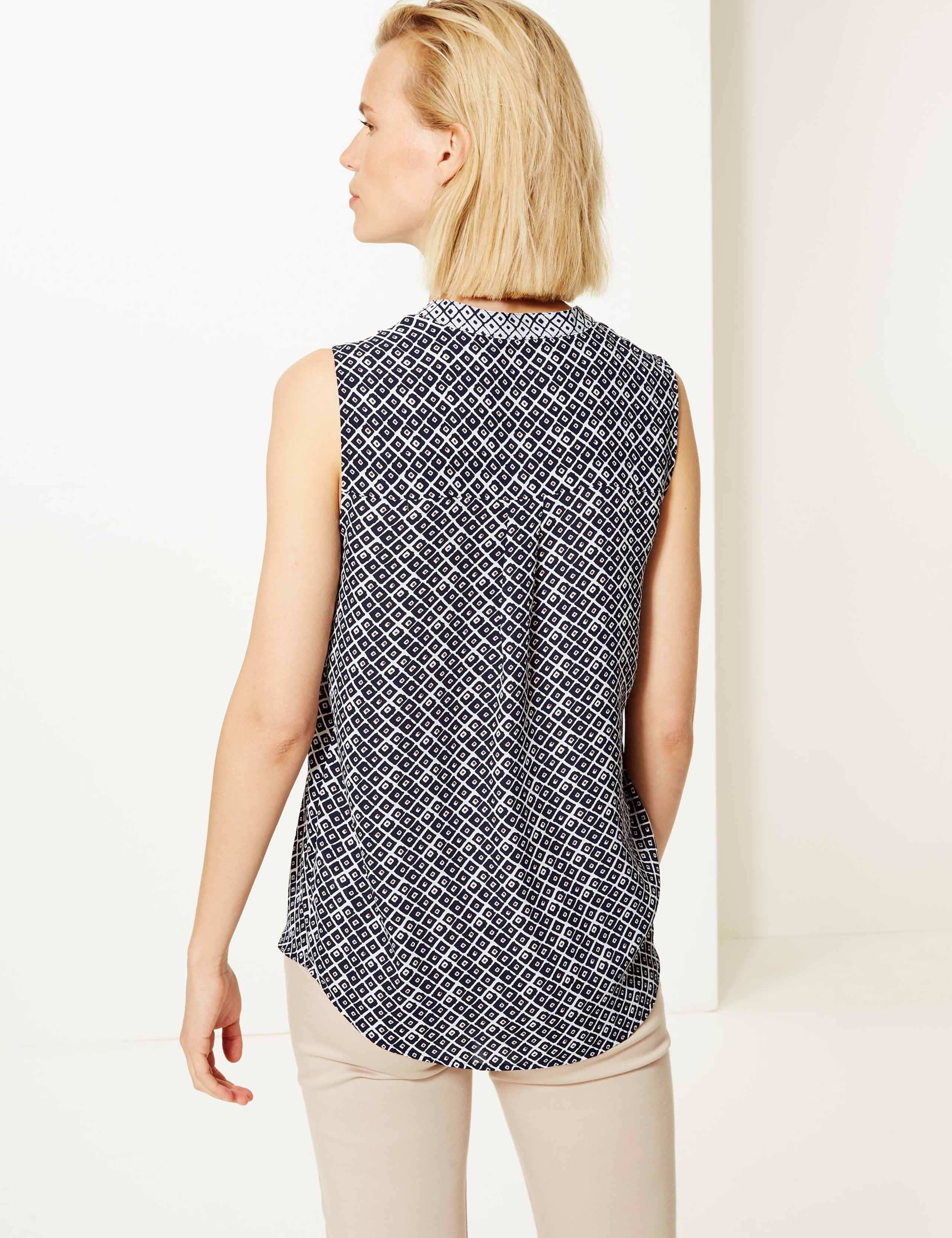 Printed Shell Top 4 of 4