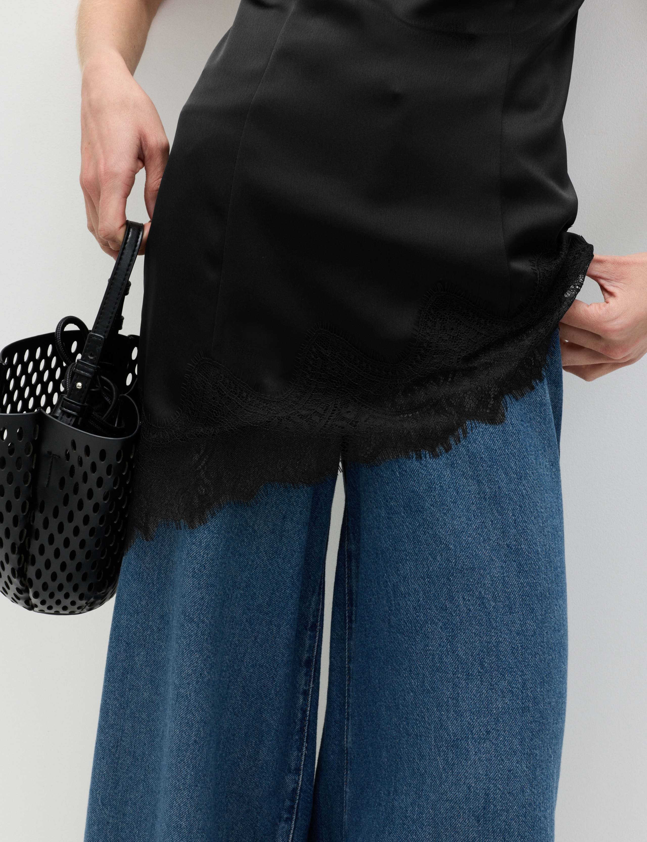 Asymmetric Lace Hem Bandeau Top 4 of 7