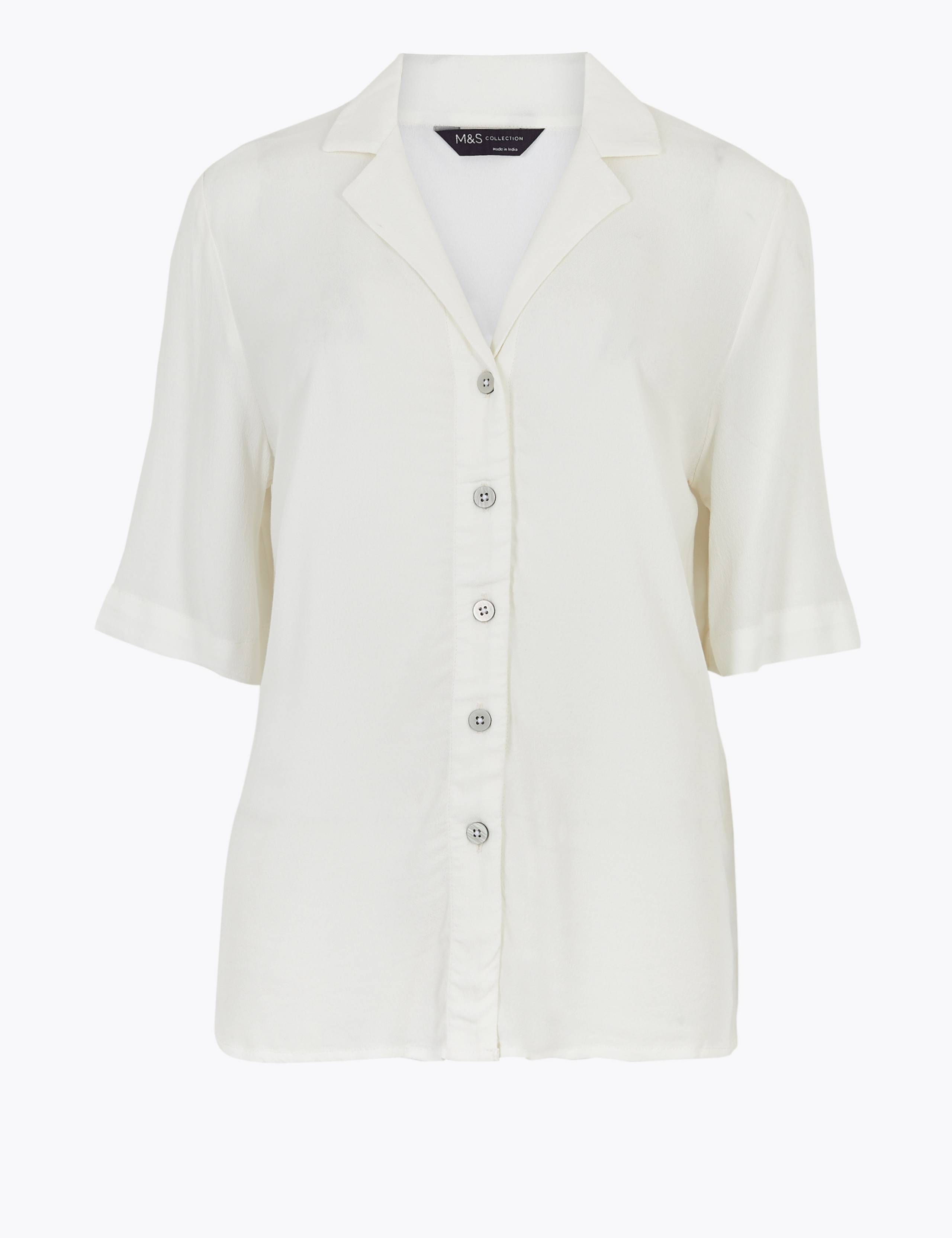 Textured V-Neck 3/4 Sleeve Shirt 1 of 1