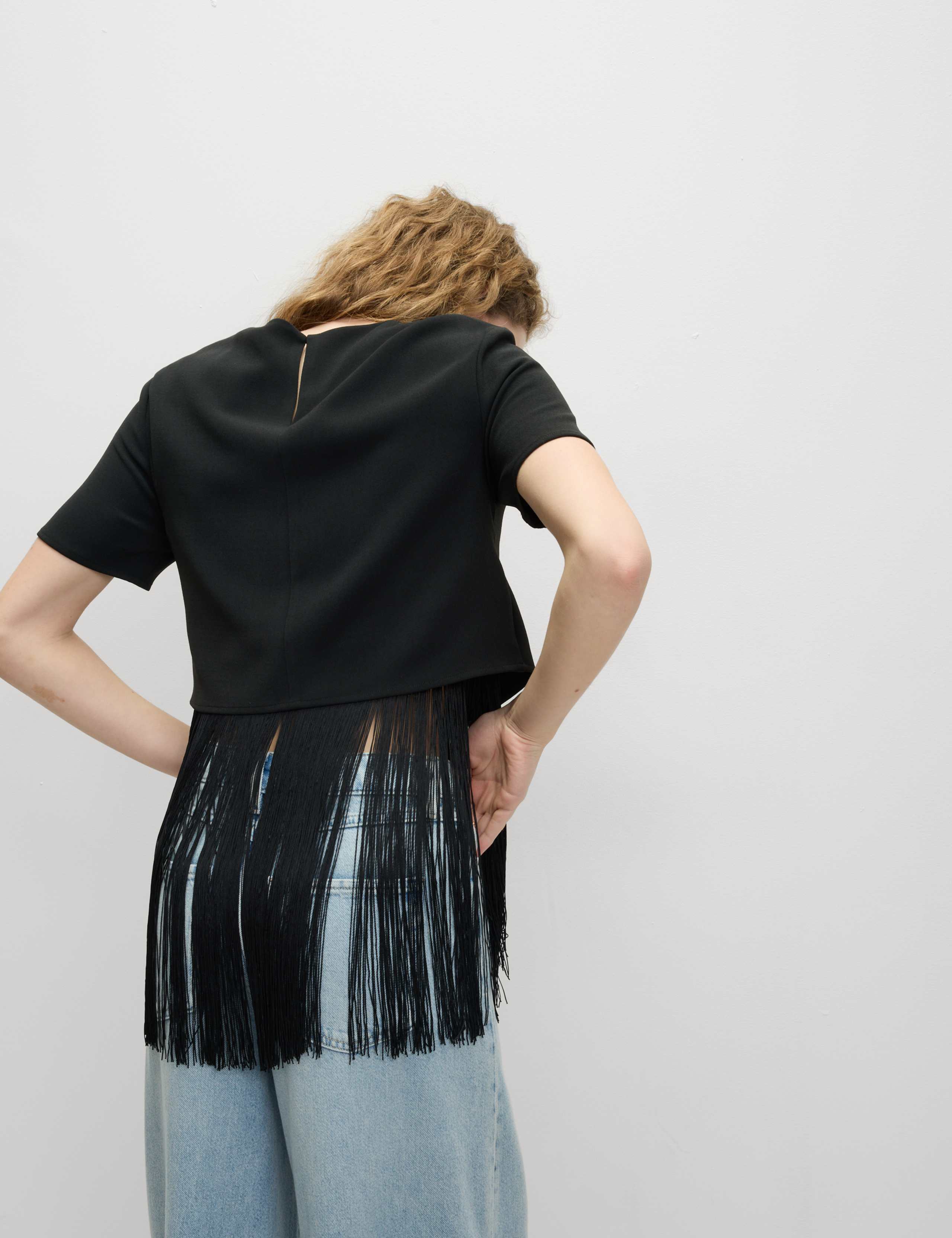 Fringe Detail Top 4 of 6