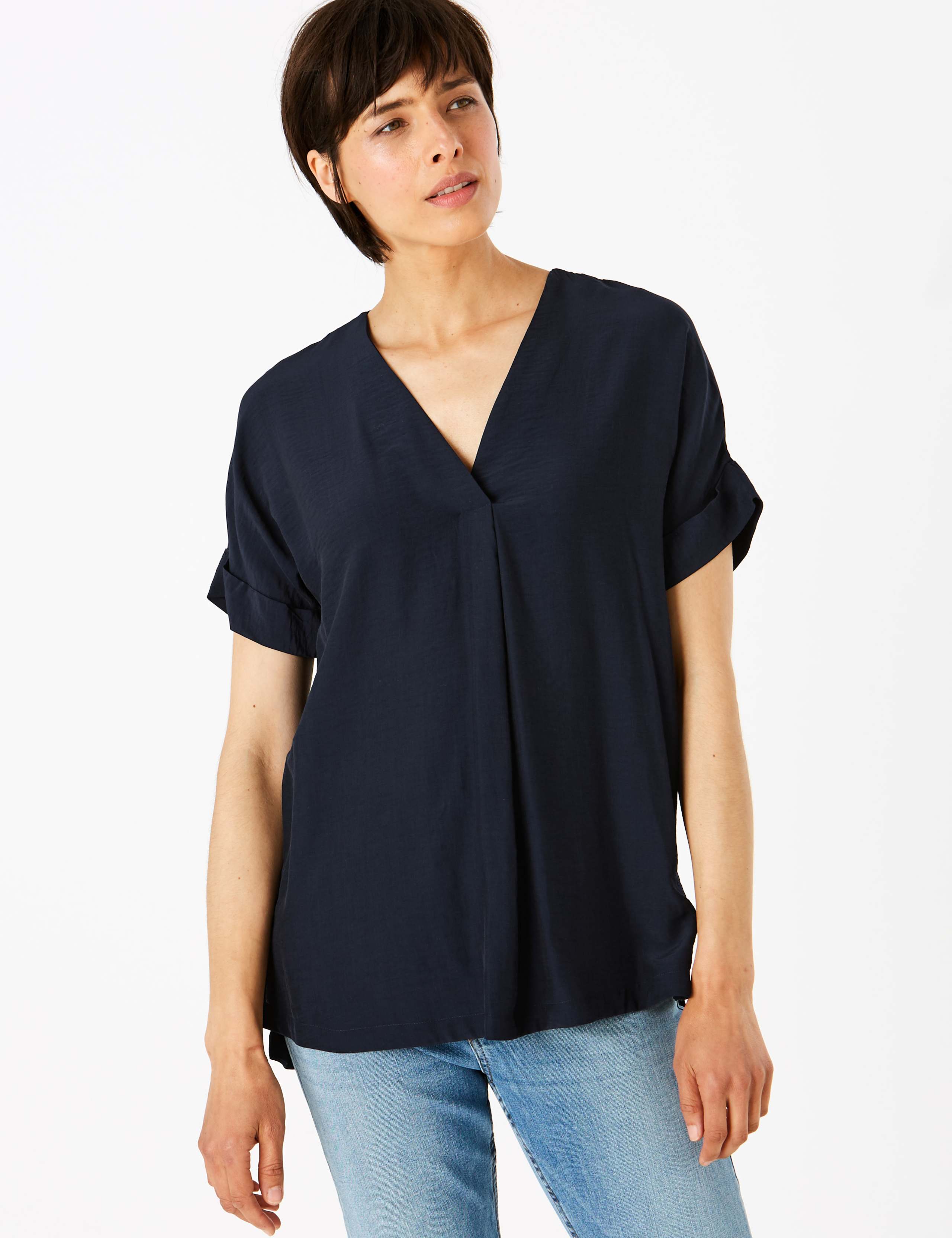 V-Neck Longline Short Sleeve Popover Blouse 3 of 5