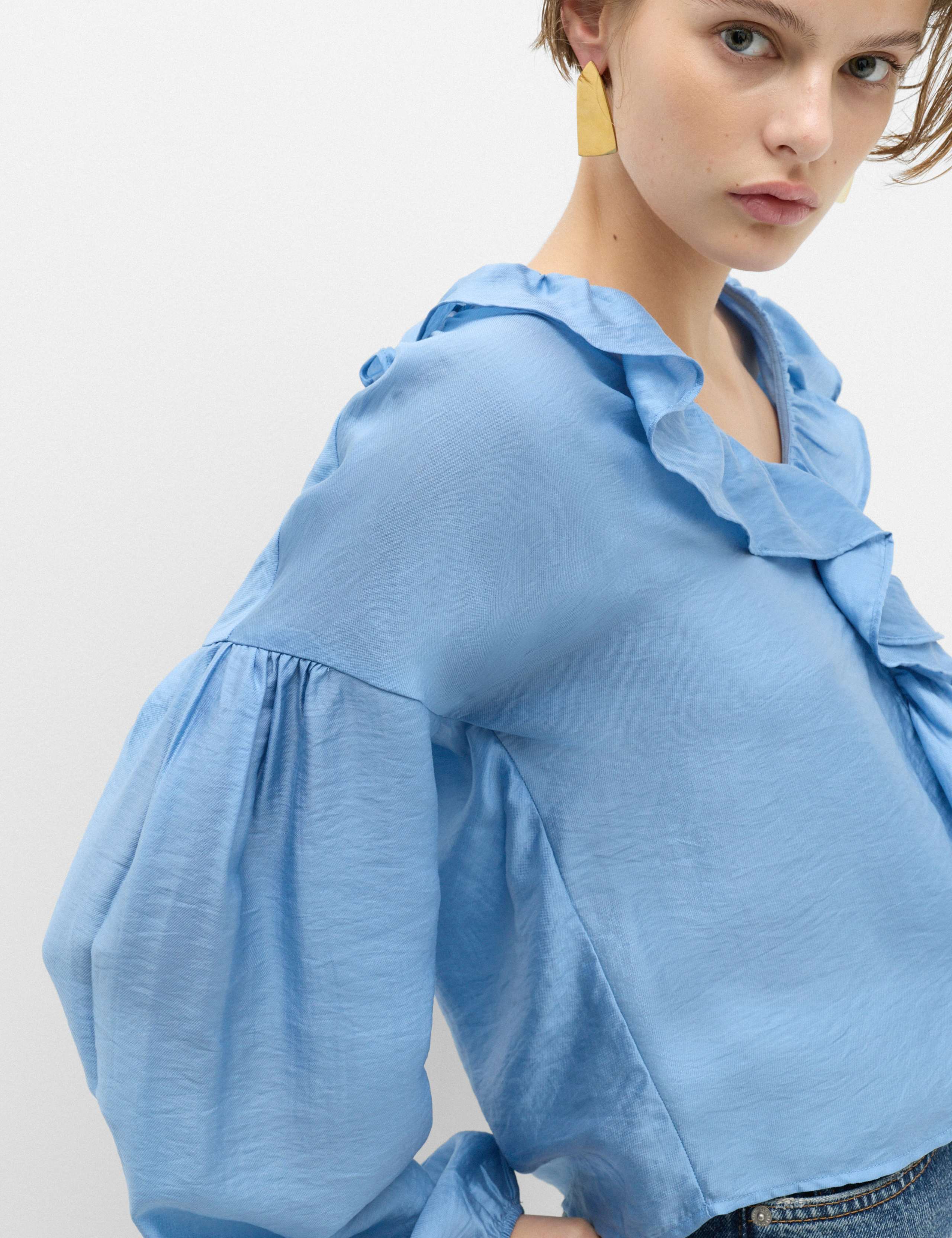 Lyocell-Rich V-Neck Ruffle Detail Blouse 3 of 4