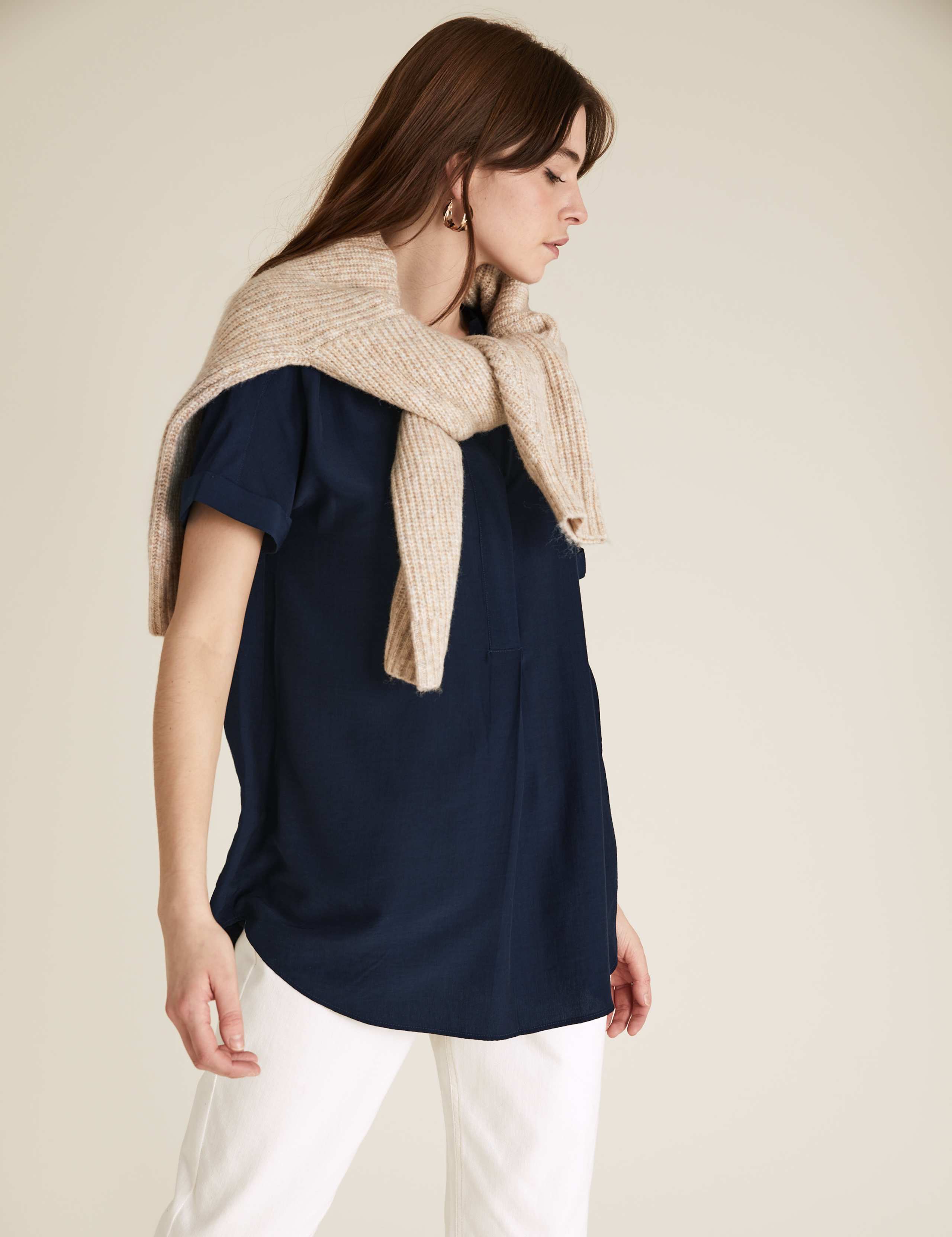V-Neck Longline Short Sleeve Tunic 4 of 5