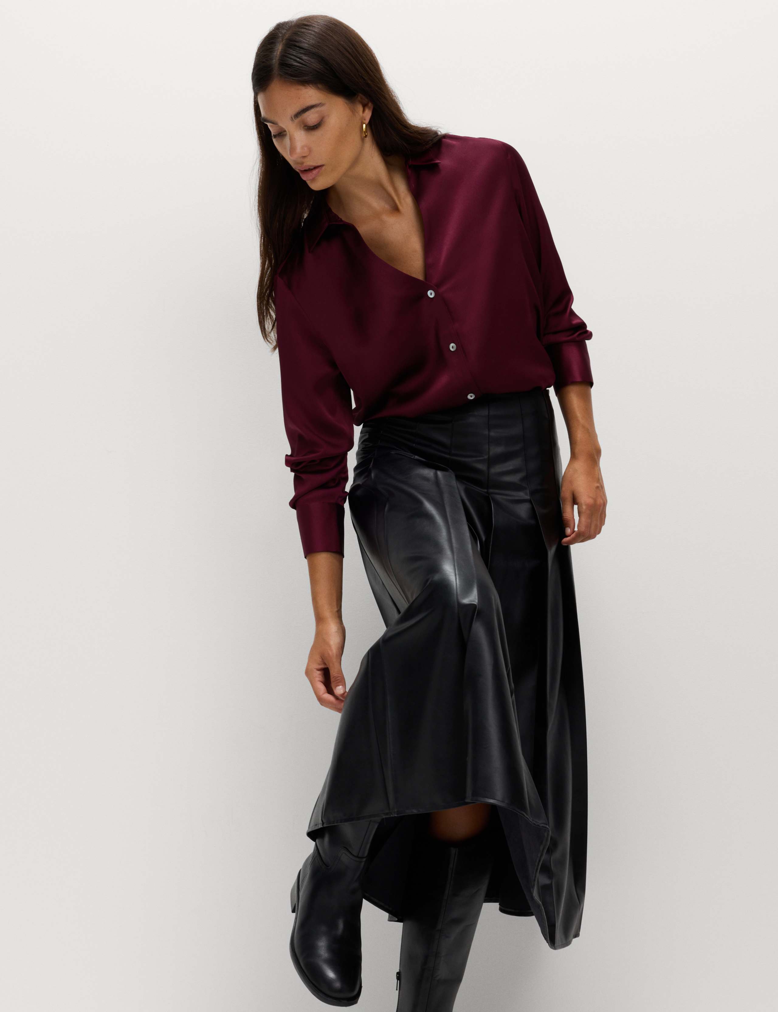 Satin Collared V-Neck Button Through Shirt 5 of 6