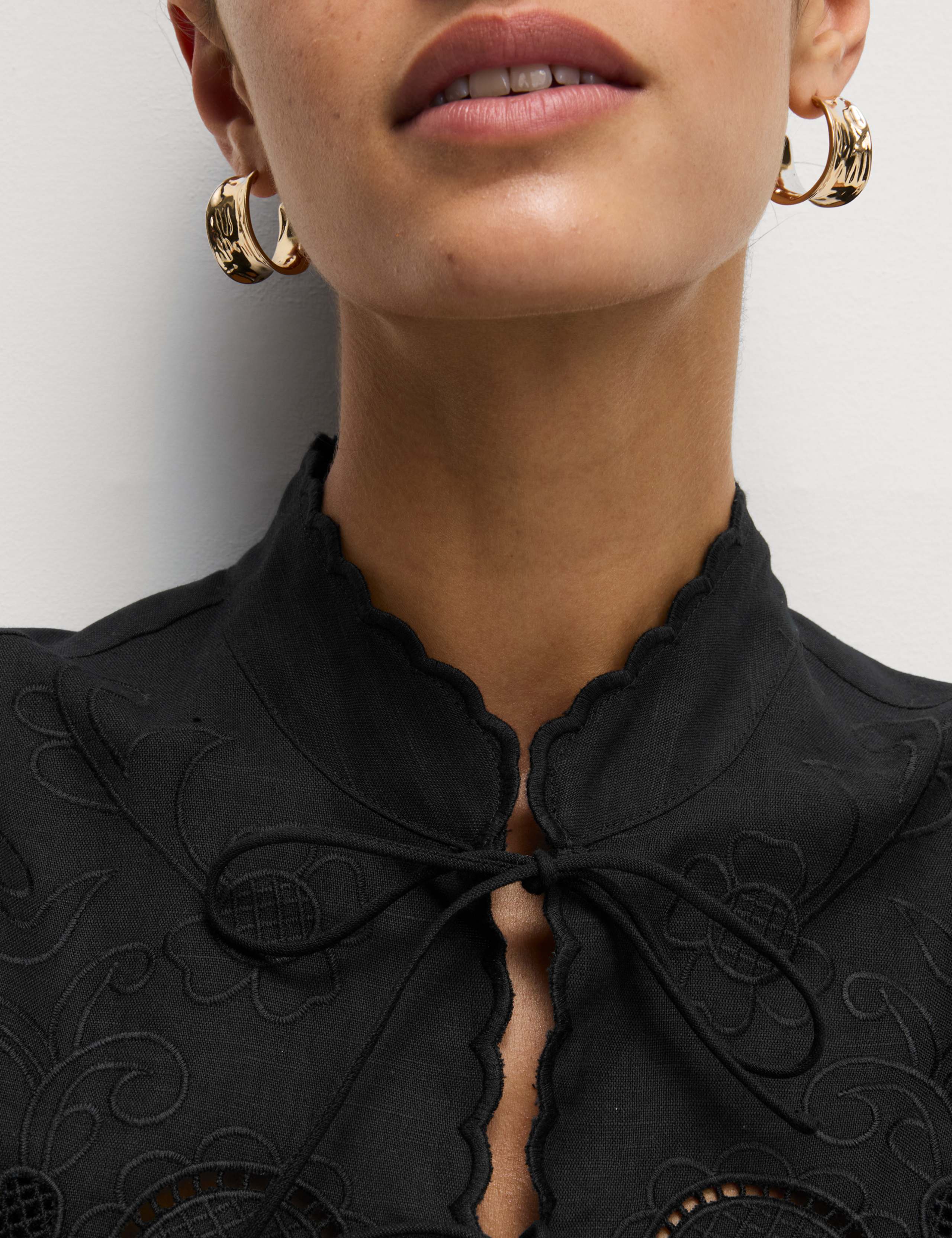 Linen Rich Embroidered Slim Fit Vest 1 of 5