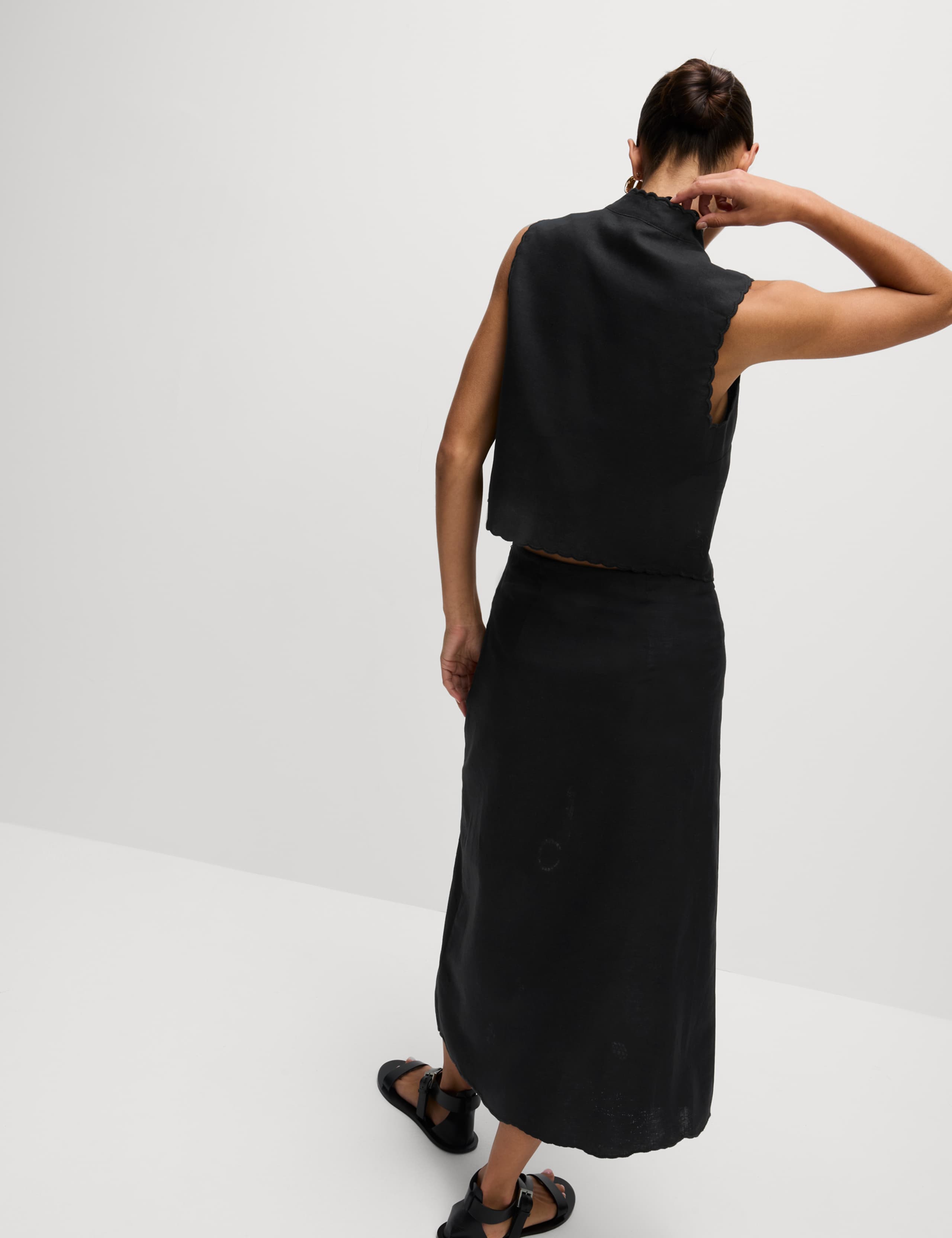 Linen Rich Embroidered Slim Fit Vest 5 of 5