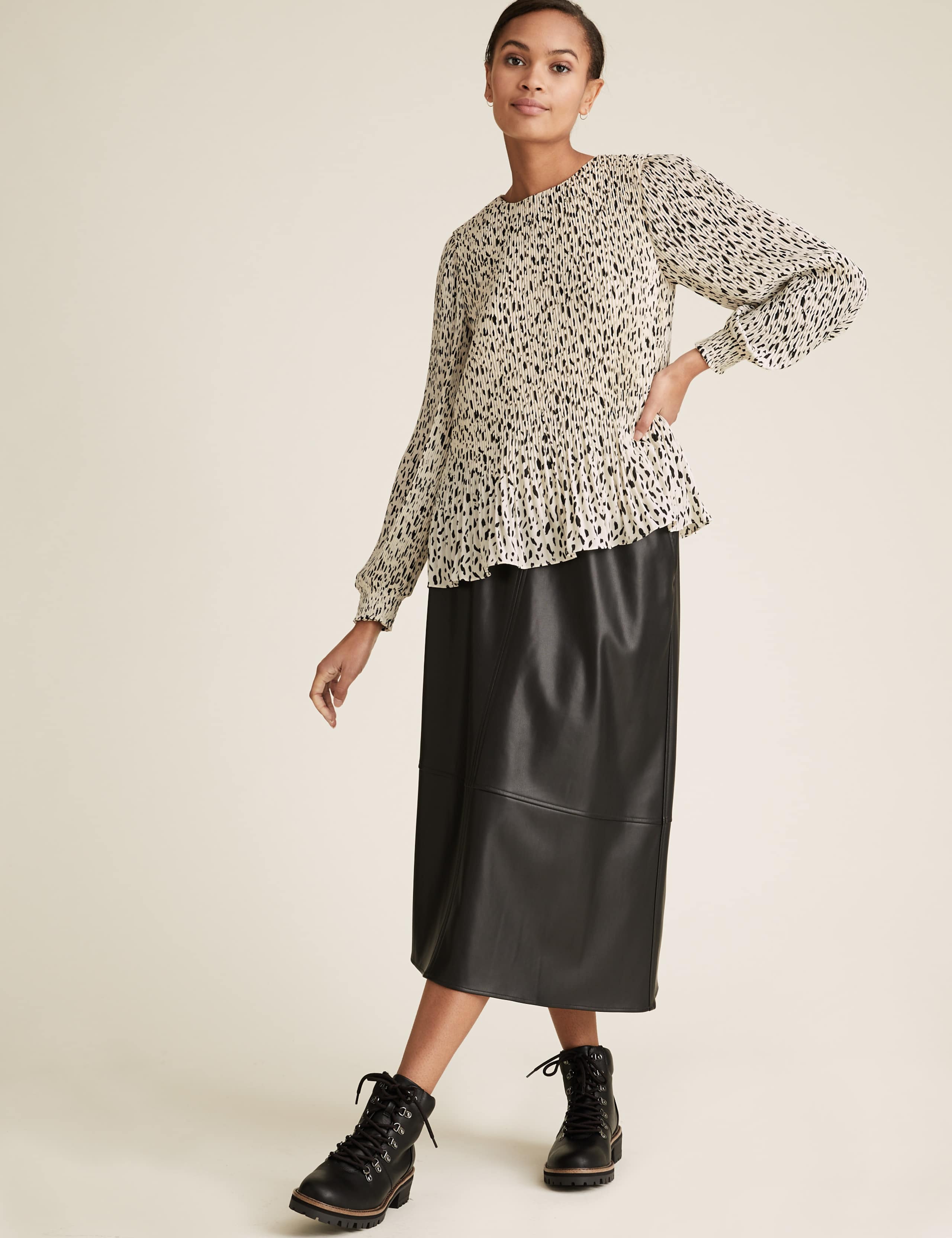 Plisse Printed Long Sleeve Blouse 3 of 5