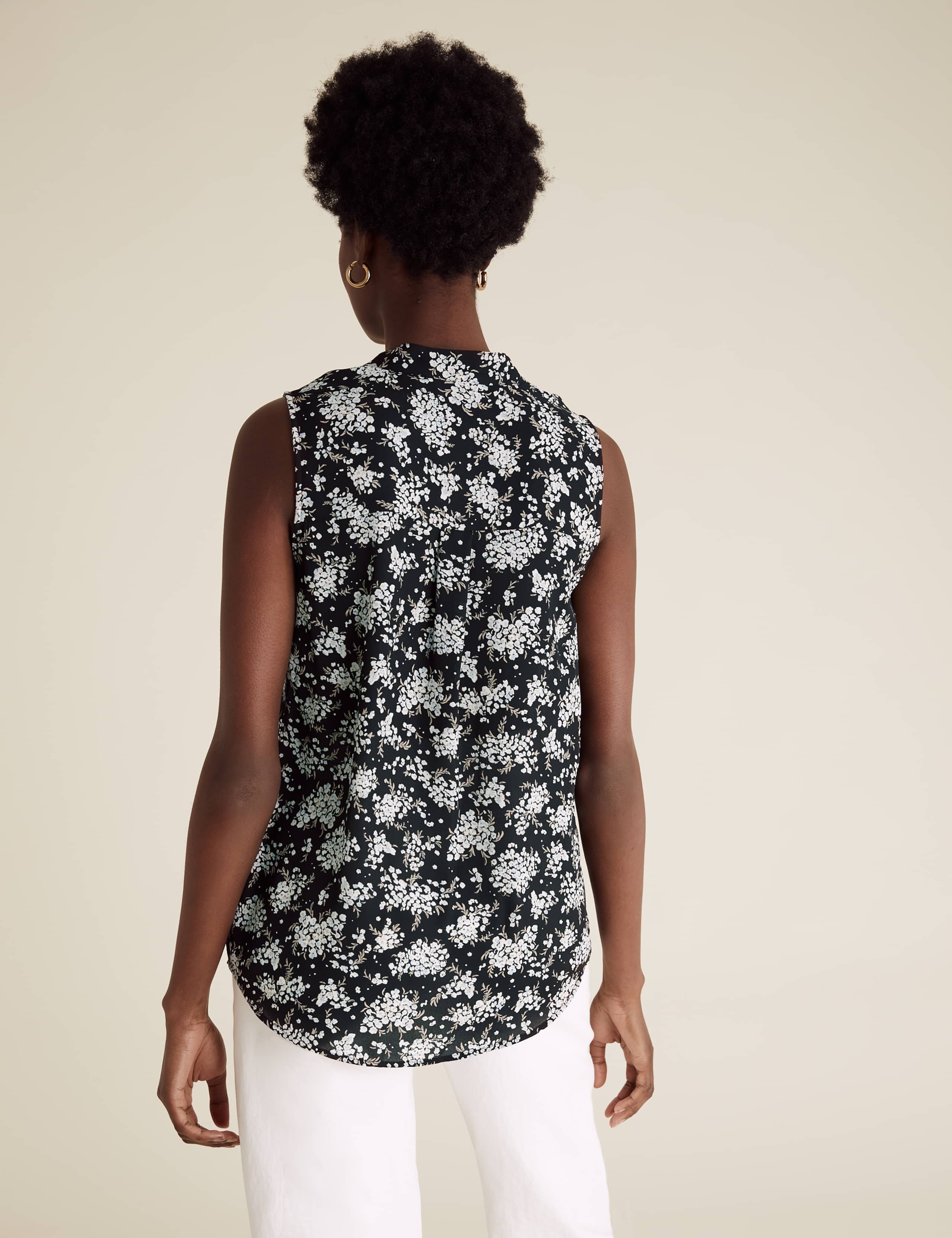 Floral V-Neck Sleeveless Shell Top 4 of 4