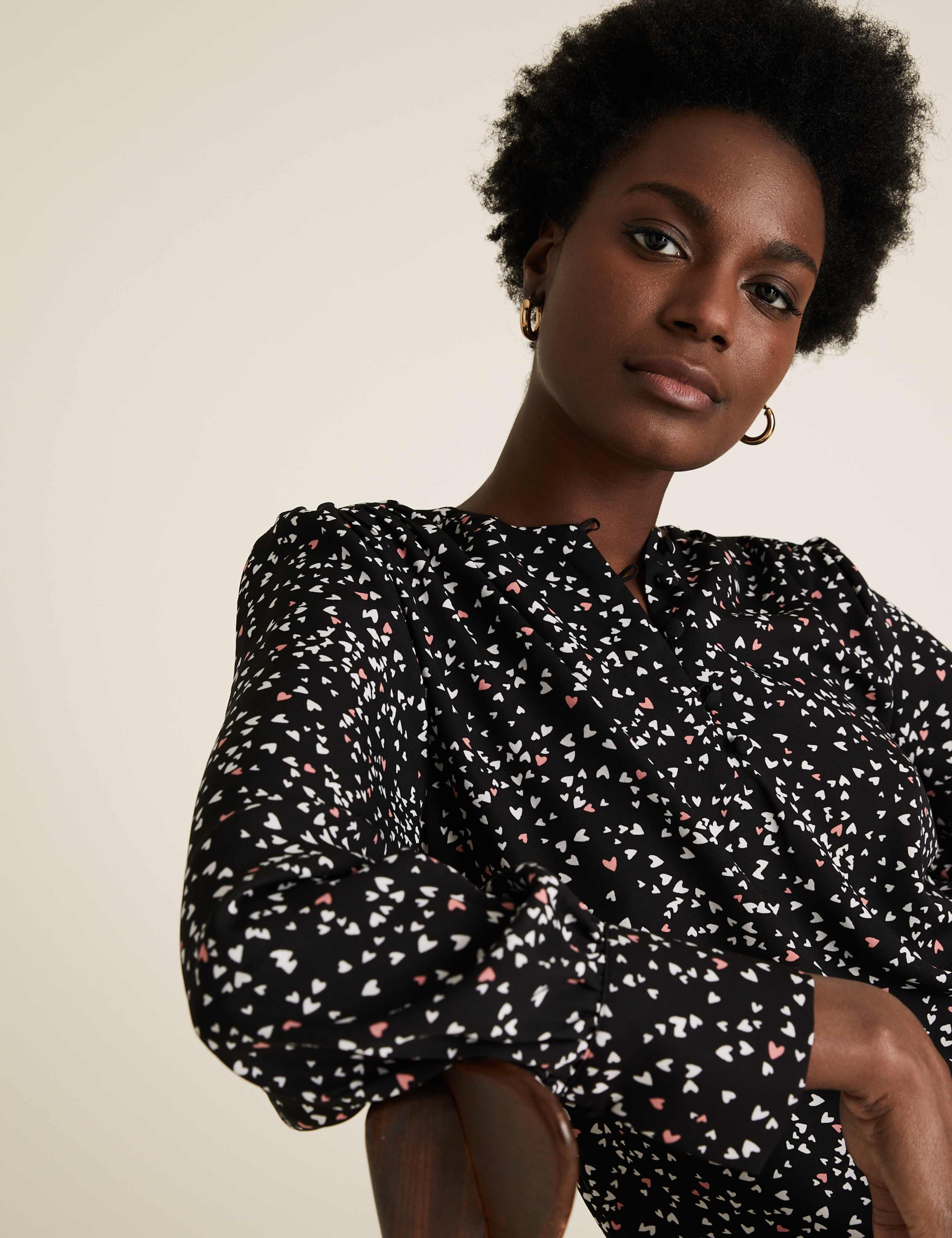 Heart Print Round Neck Long Sleeve Blouse 4 of 6