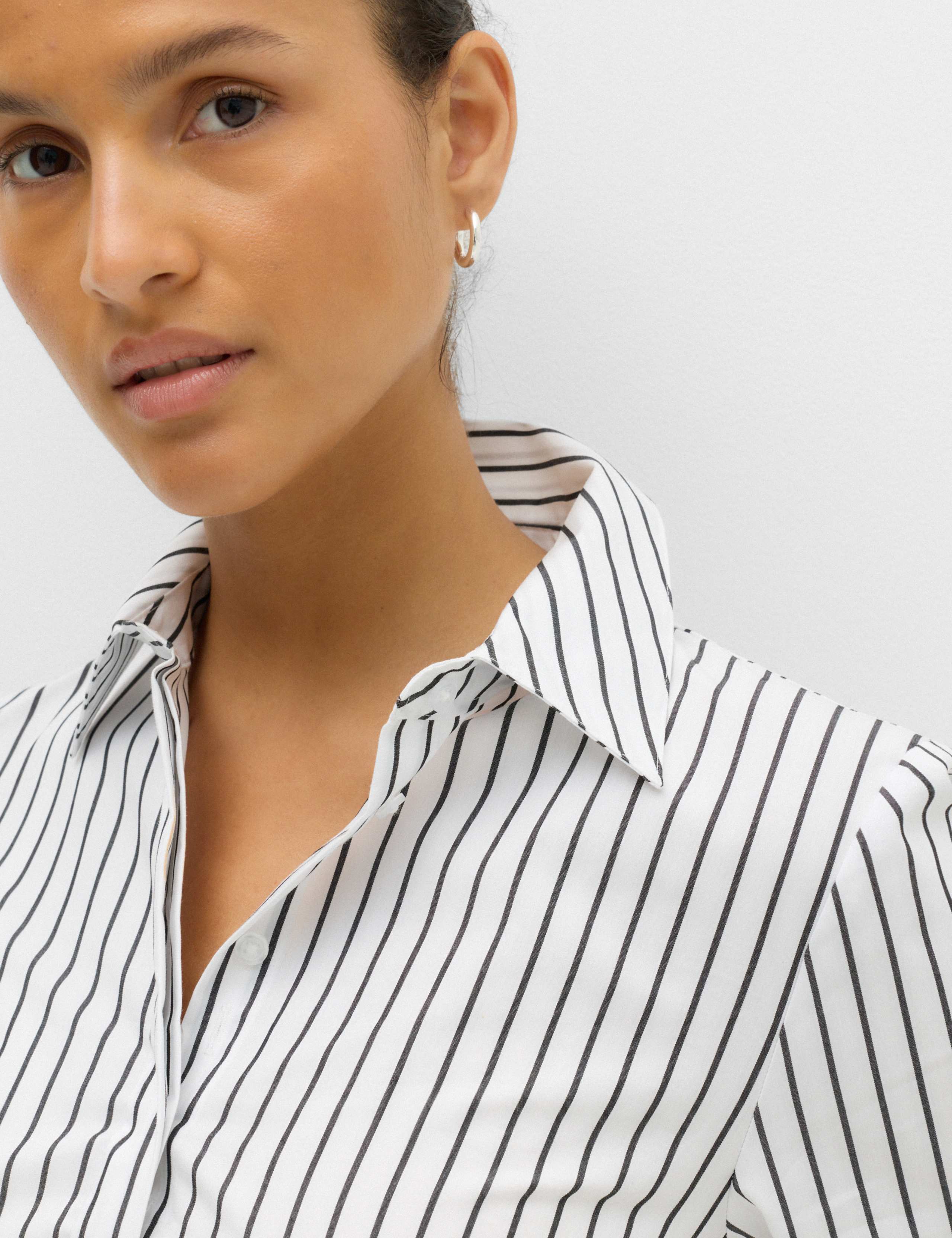 Cotton Rich Collared Fitted Shirt 4 of 6