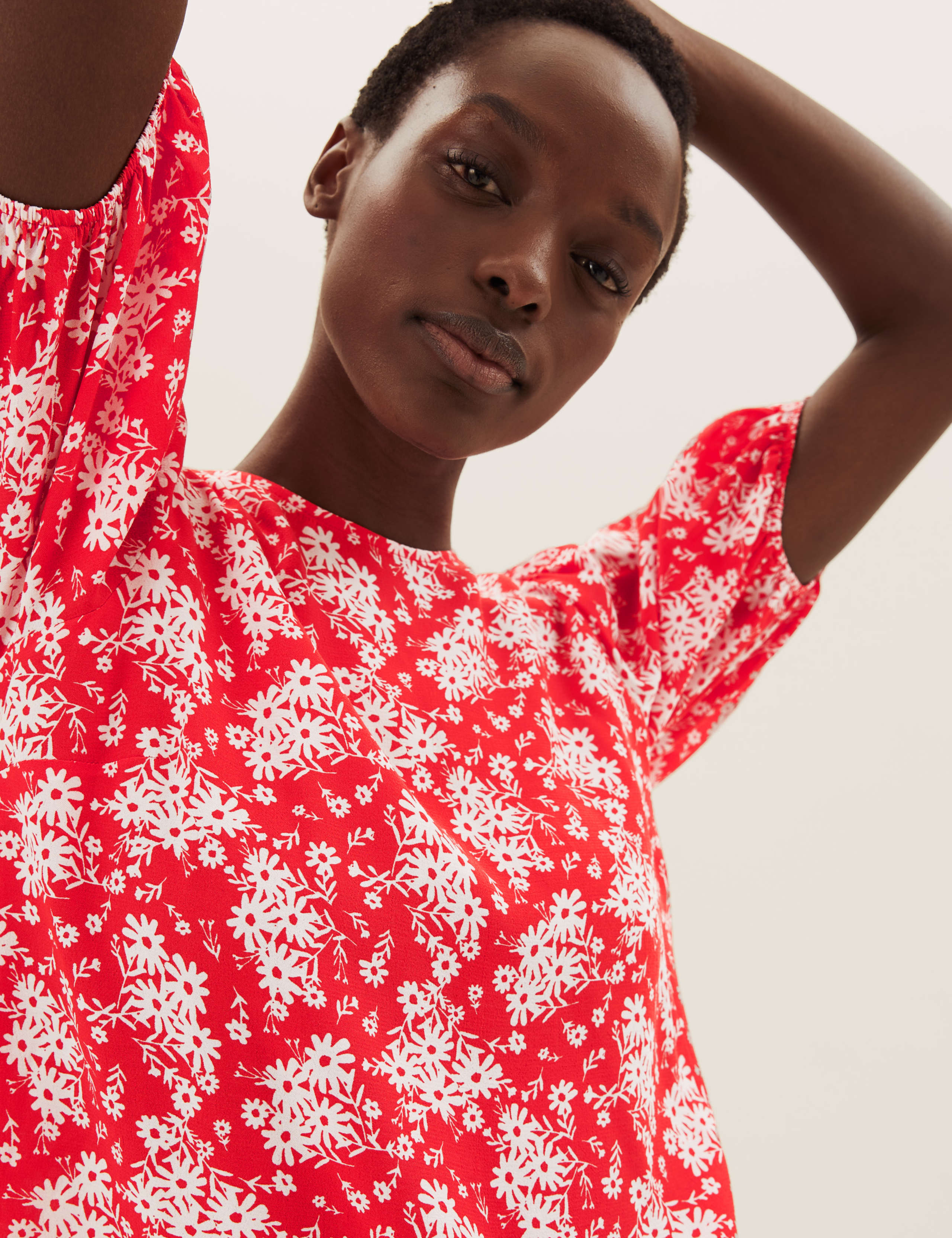 Floral Short Sleeve Blouse 4 of 4