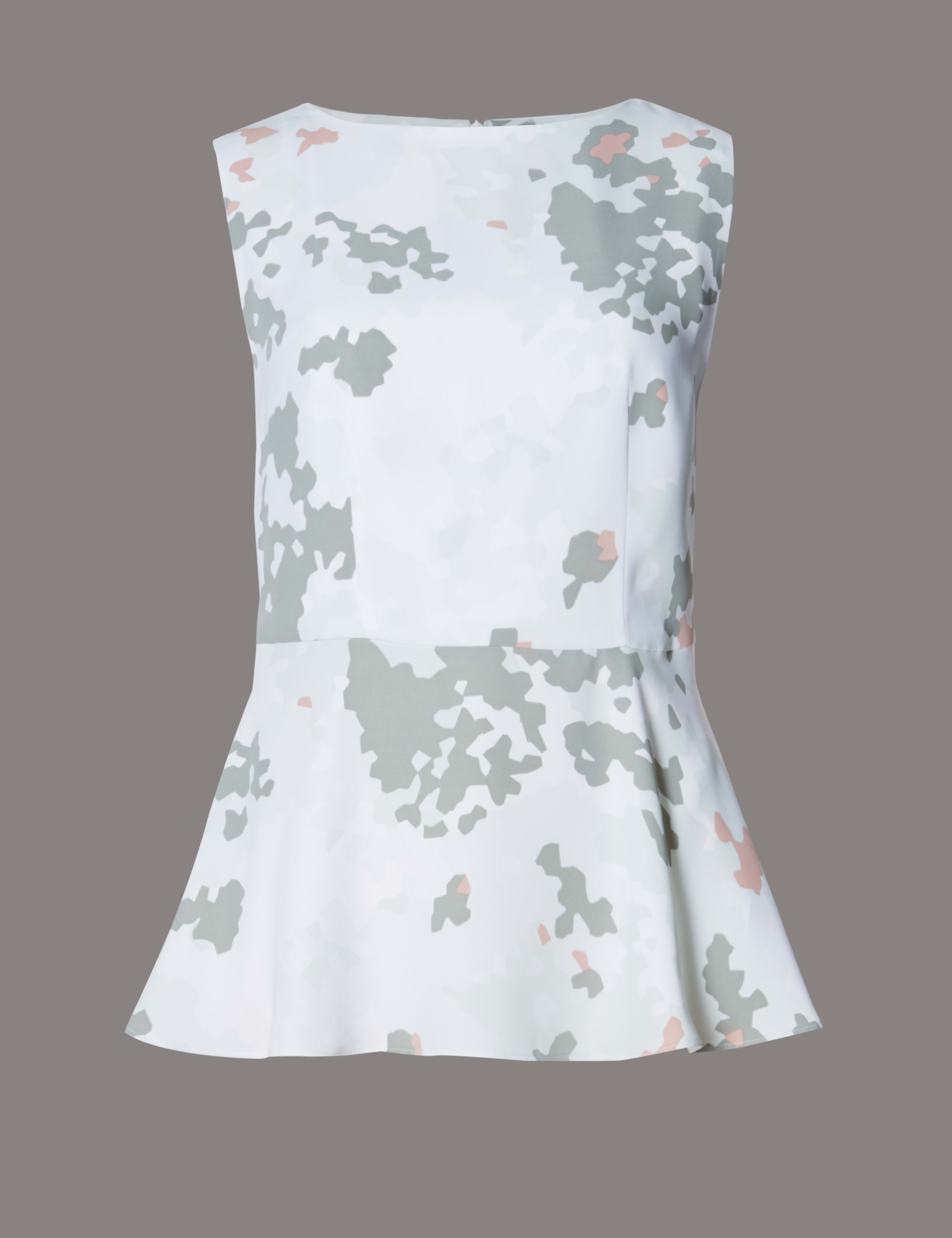 Romantic Floral Print Tunic 2 of 3
