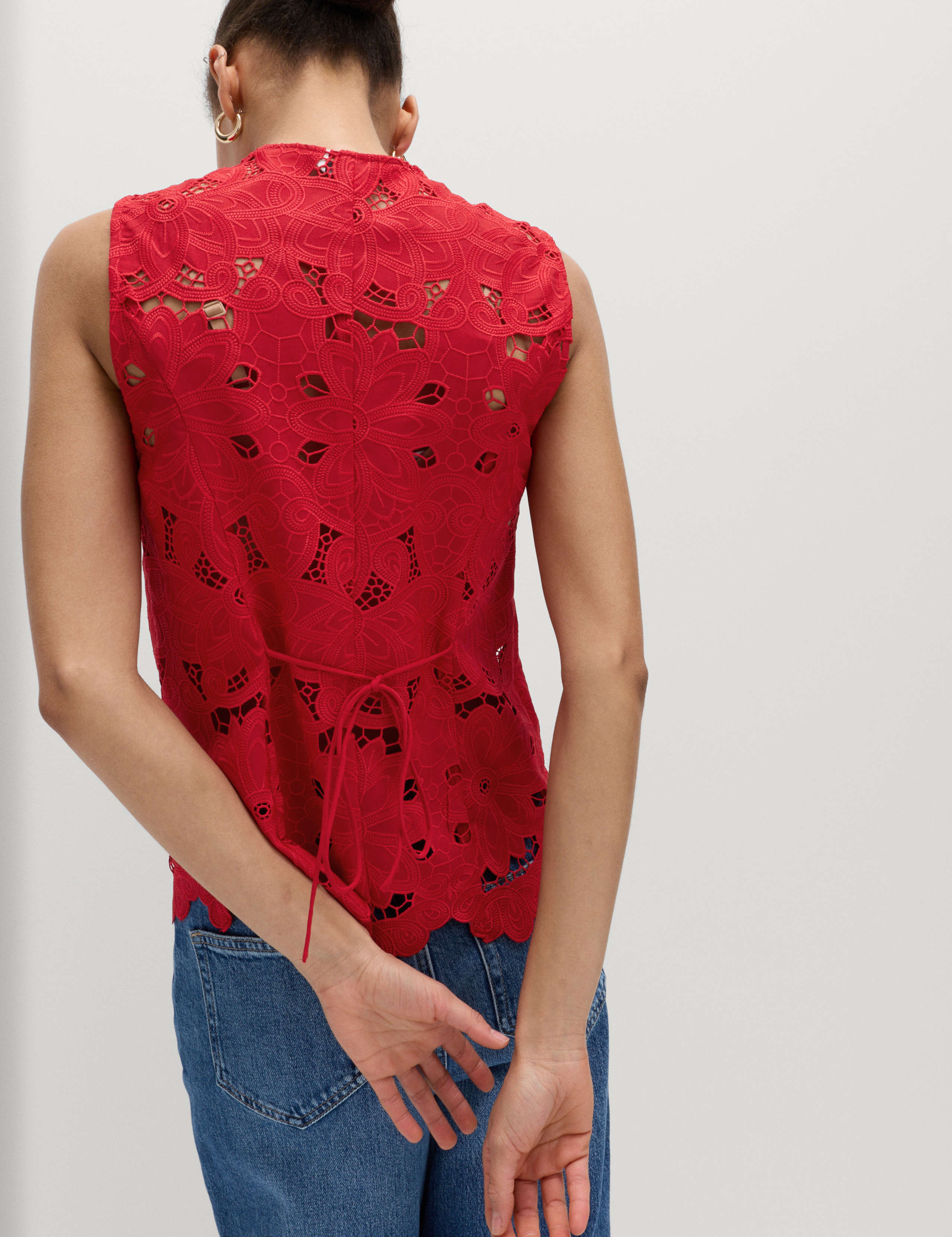 Floral V-neck Cutwork Detail Waistcoat 6 of 6