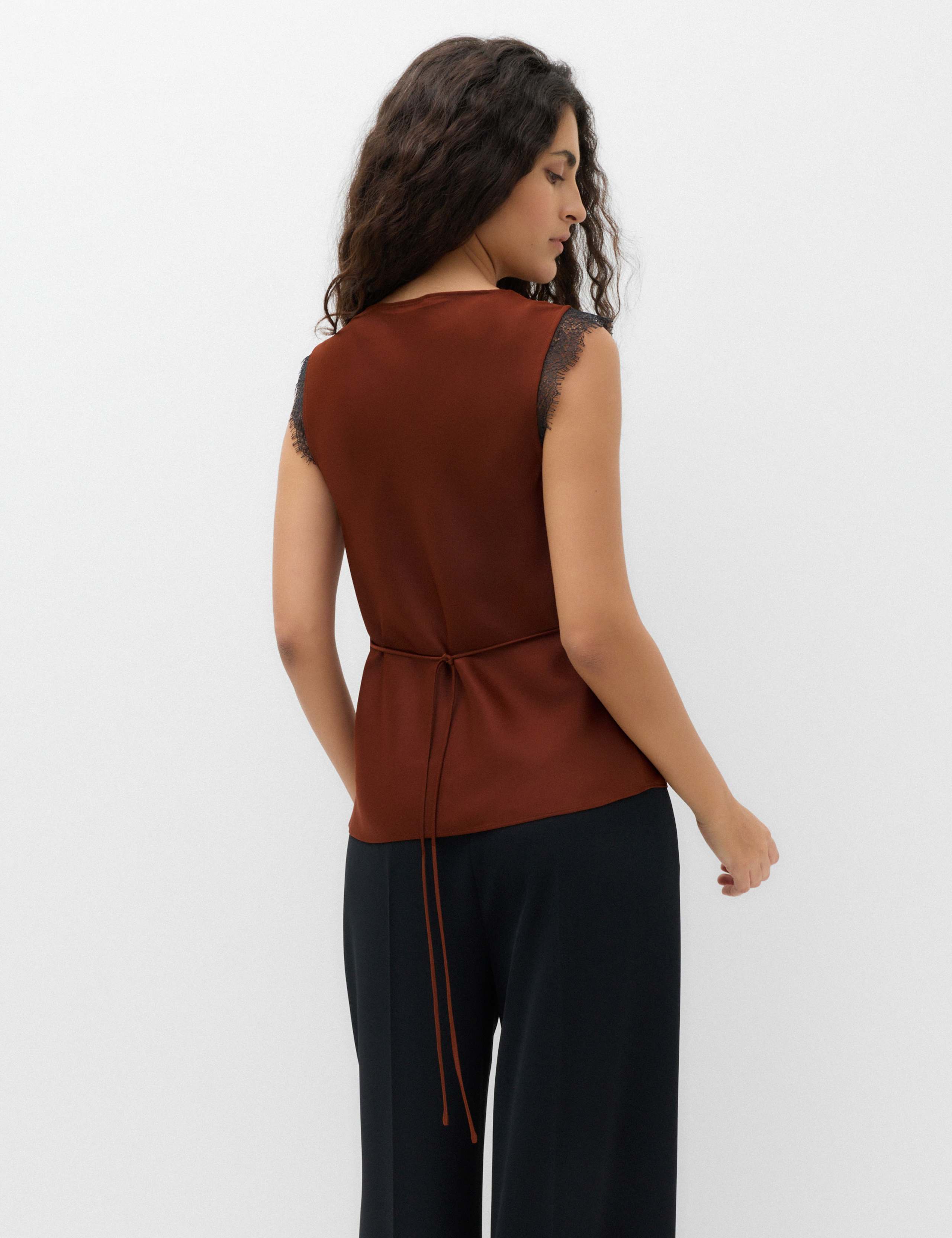 Lace Trim V-Neck Cami Top 3 of 5