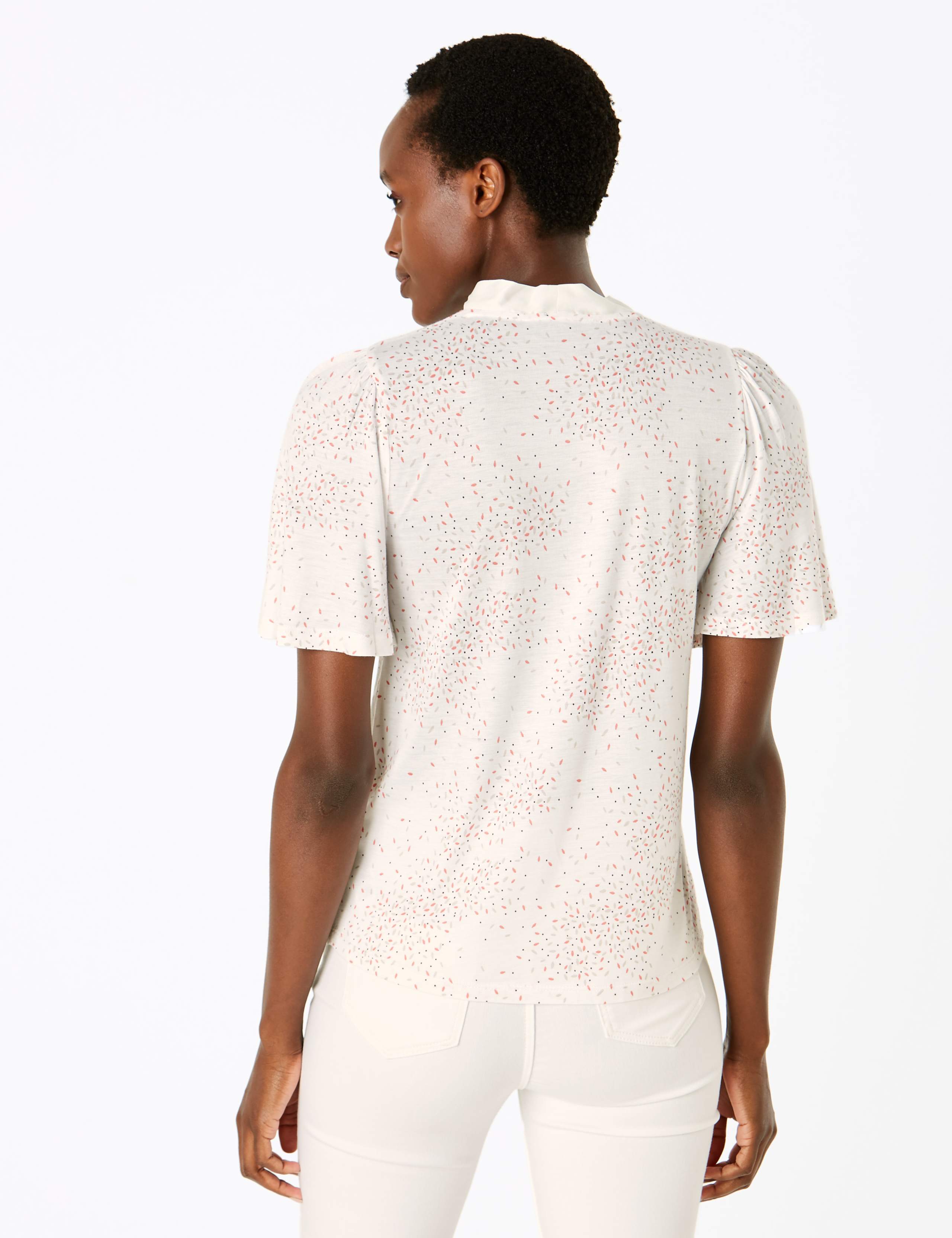 Printed Pussybow Tie Neck Blouse 4 of 4