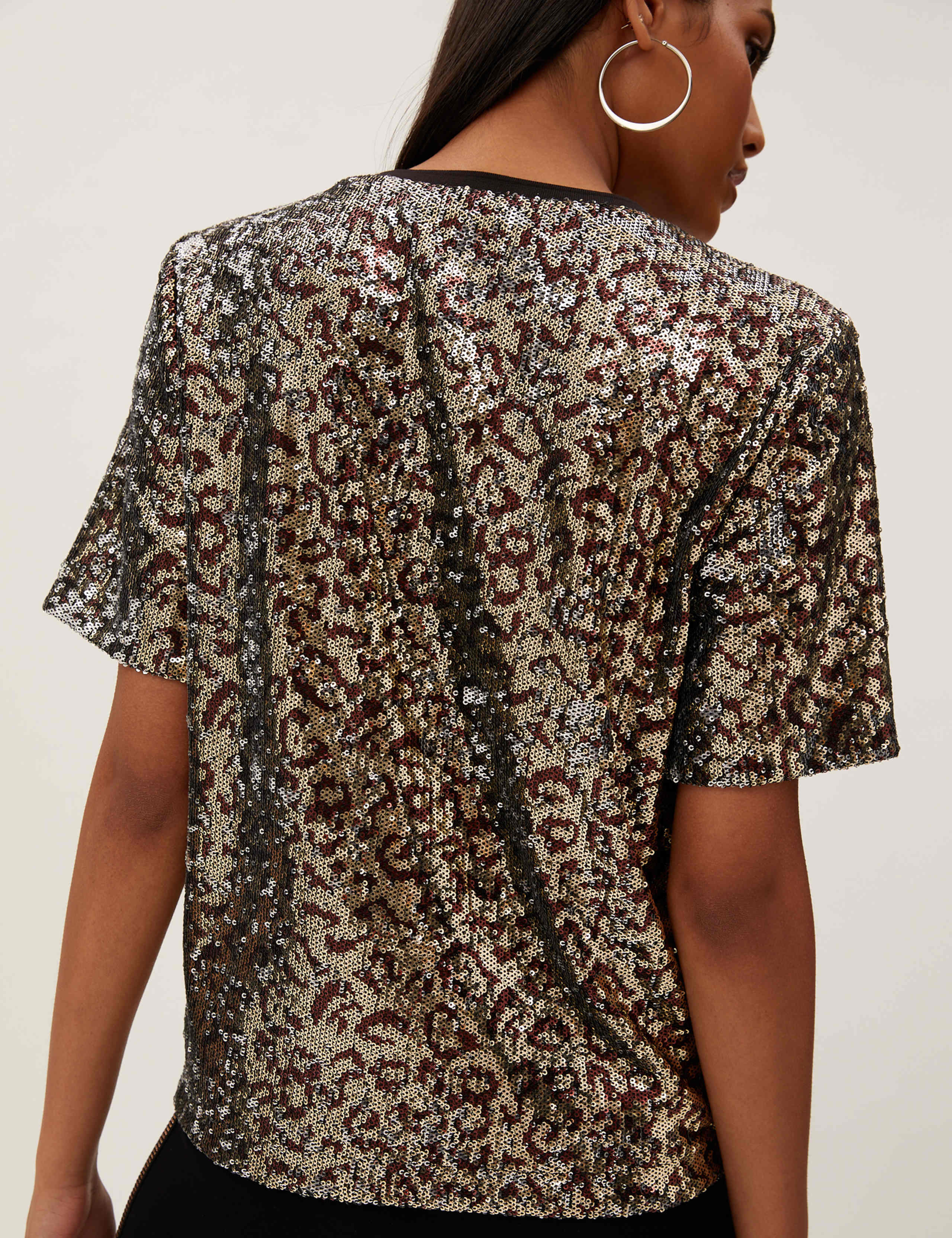 Sequin Animal Print Regular Fit T-Shirt 4 of 6