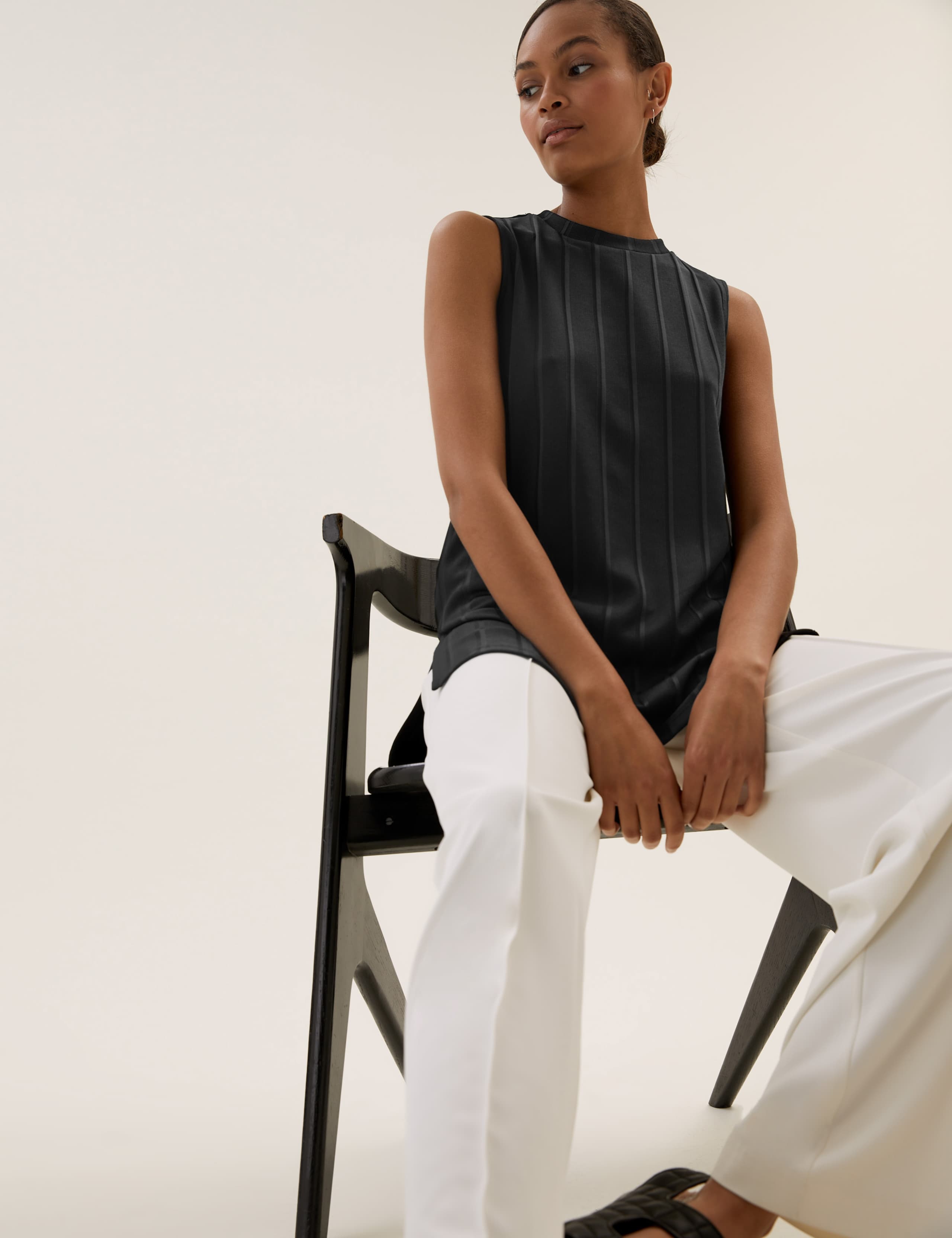 Jersey Ribbed Crew Neck Sleeveless Vest 3 of 5