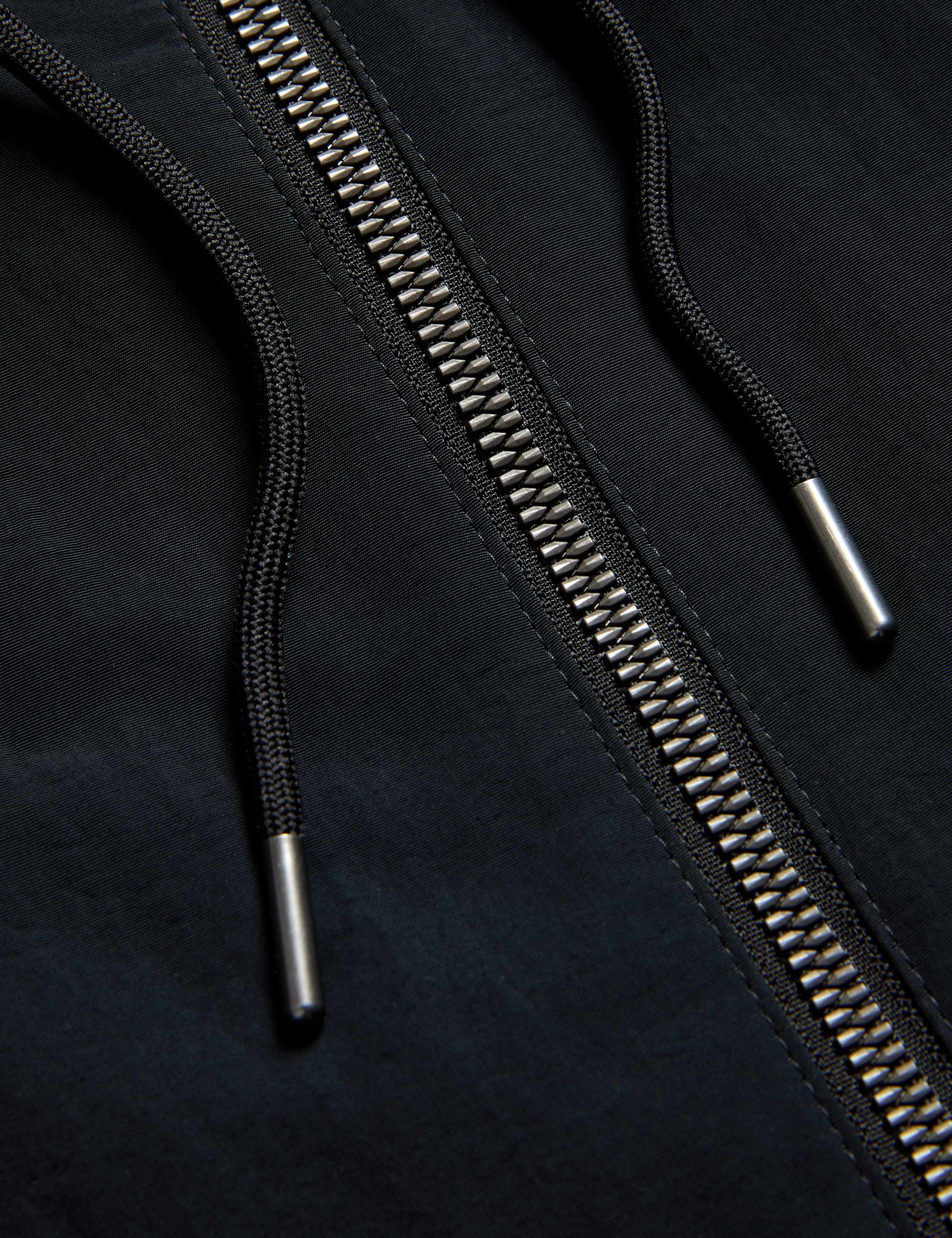 Lightweight Hooded Rain Jacket 7 of 7