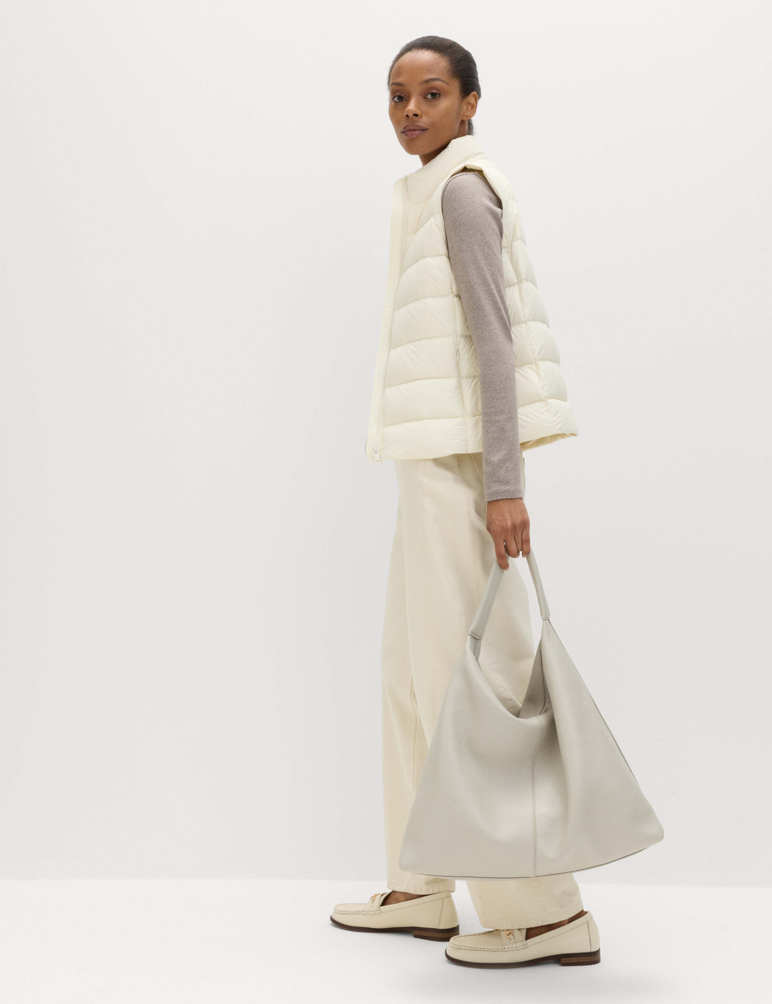 Feather & Down Packaway Funnel Neck Gilet 3 of 5