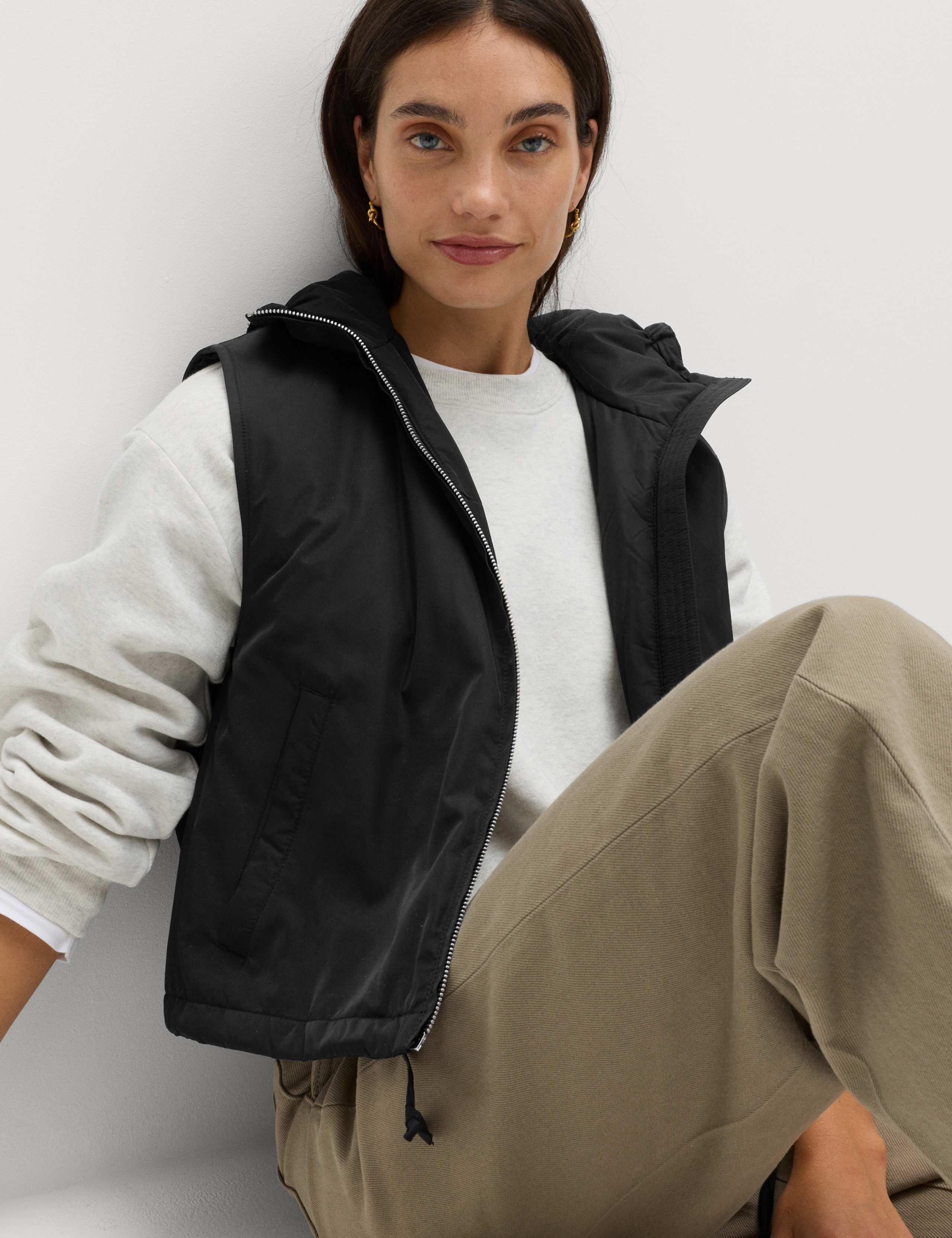 Padded Hooded Cropped Gilet 6 of 6