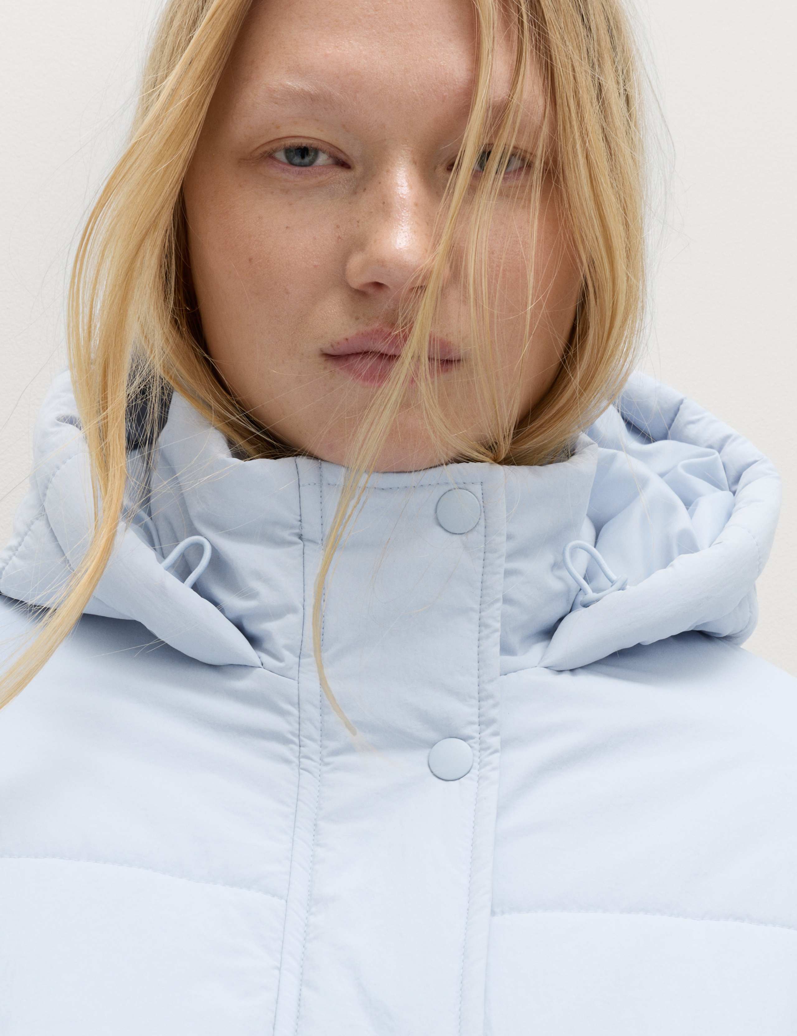 Thermowarmth™ Hooded Puffer Jacket 3 of 7