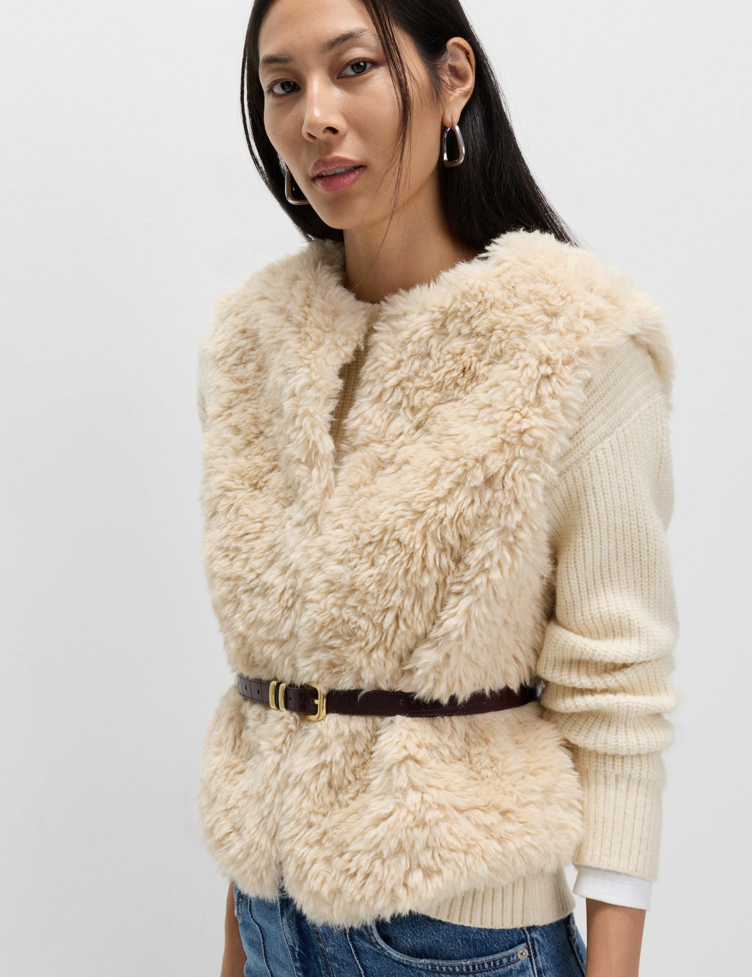 Faux Fur Textured Gilet 5 of 6